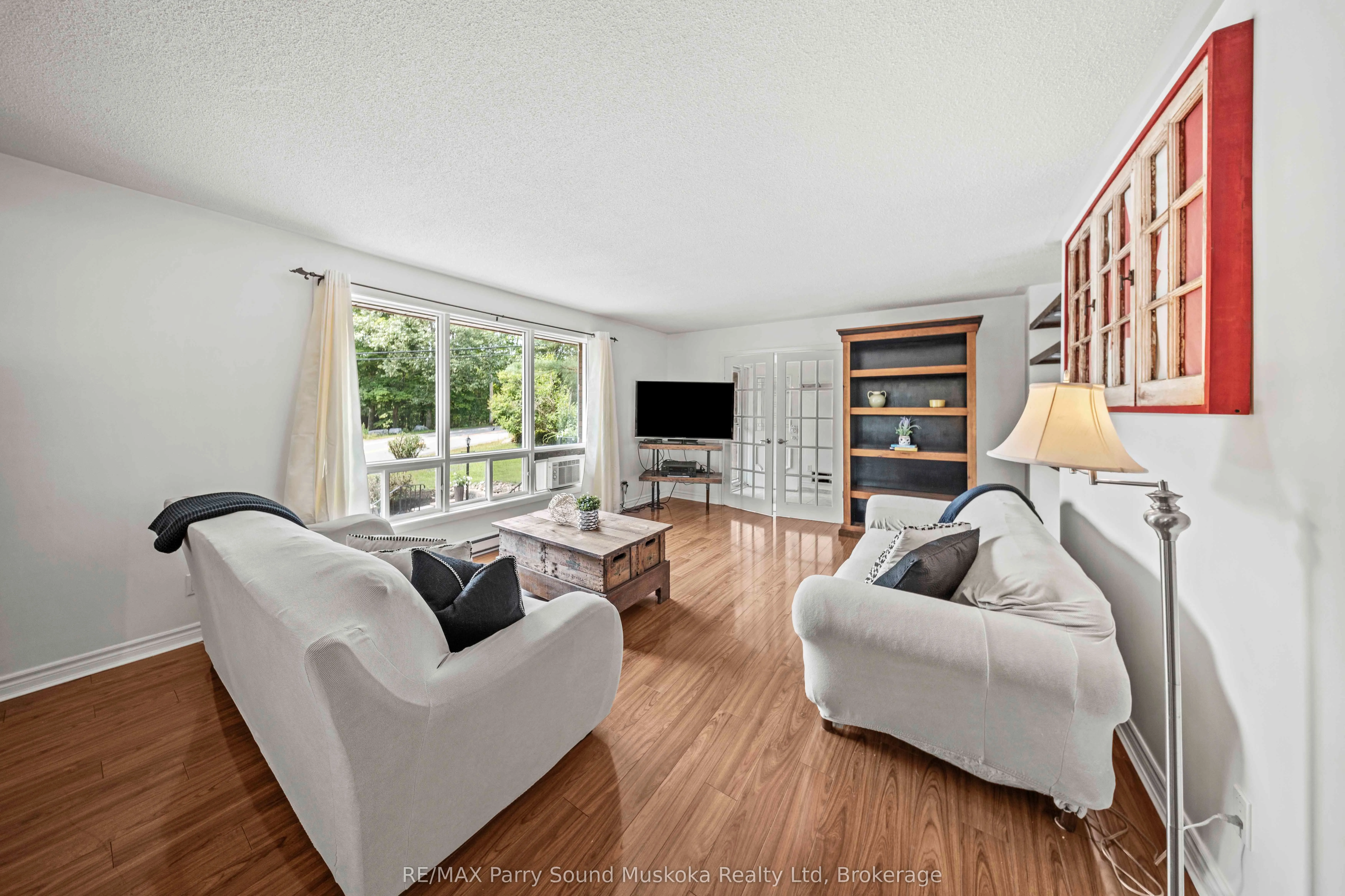 113 North Road N