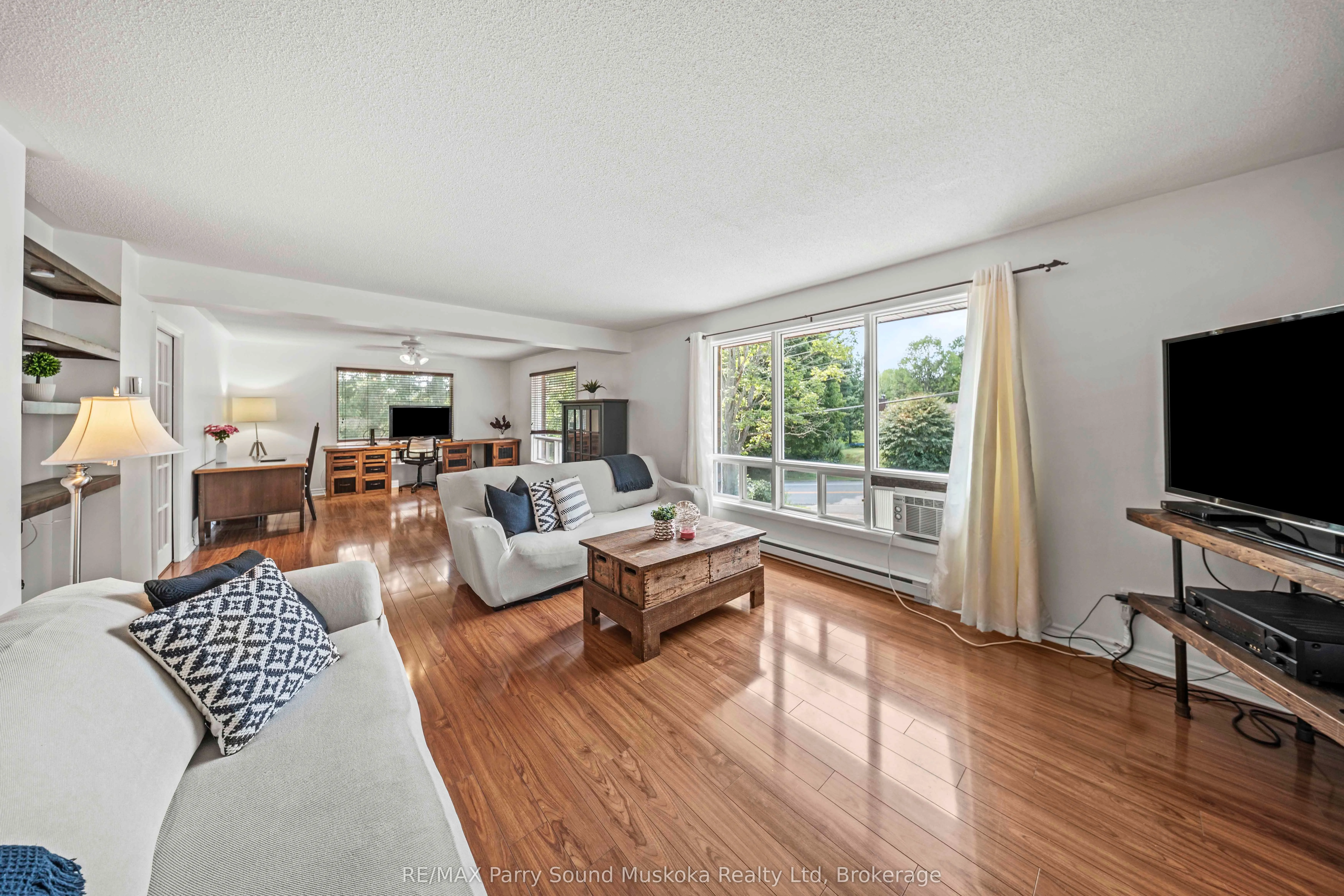 113 North Road N