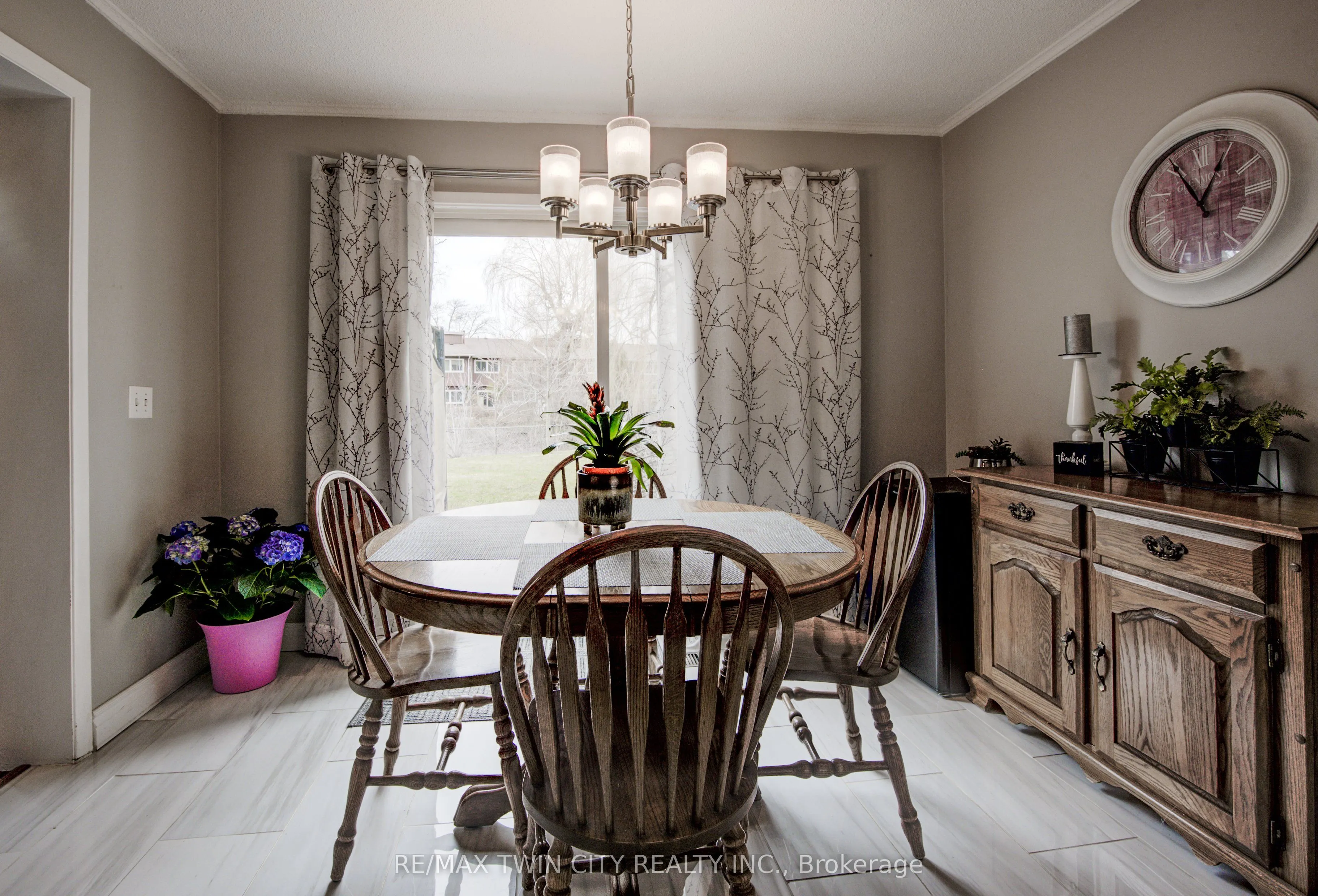 121 University Avenue E, #43