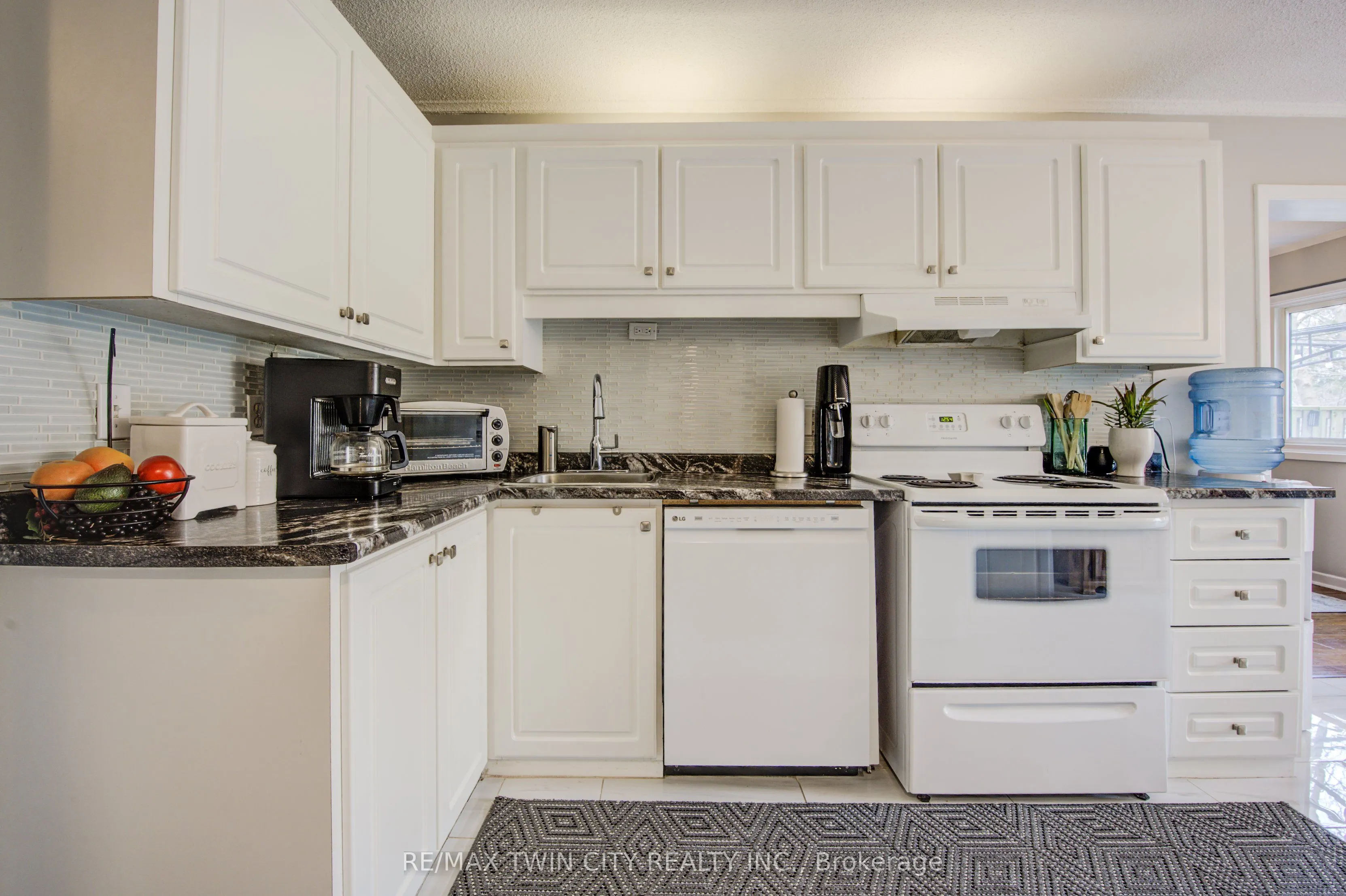 121 University Avenue E, #43