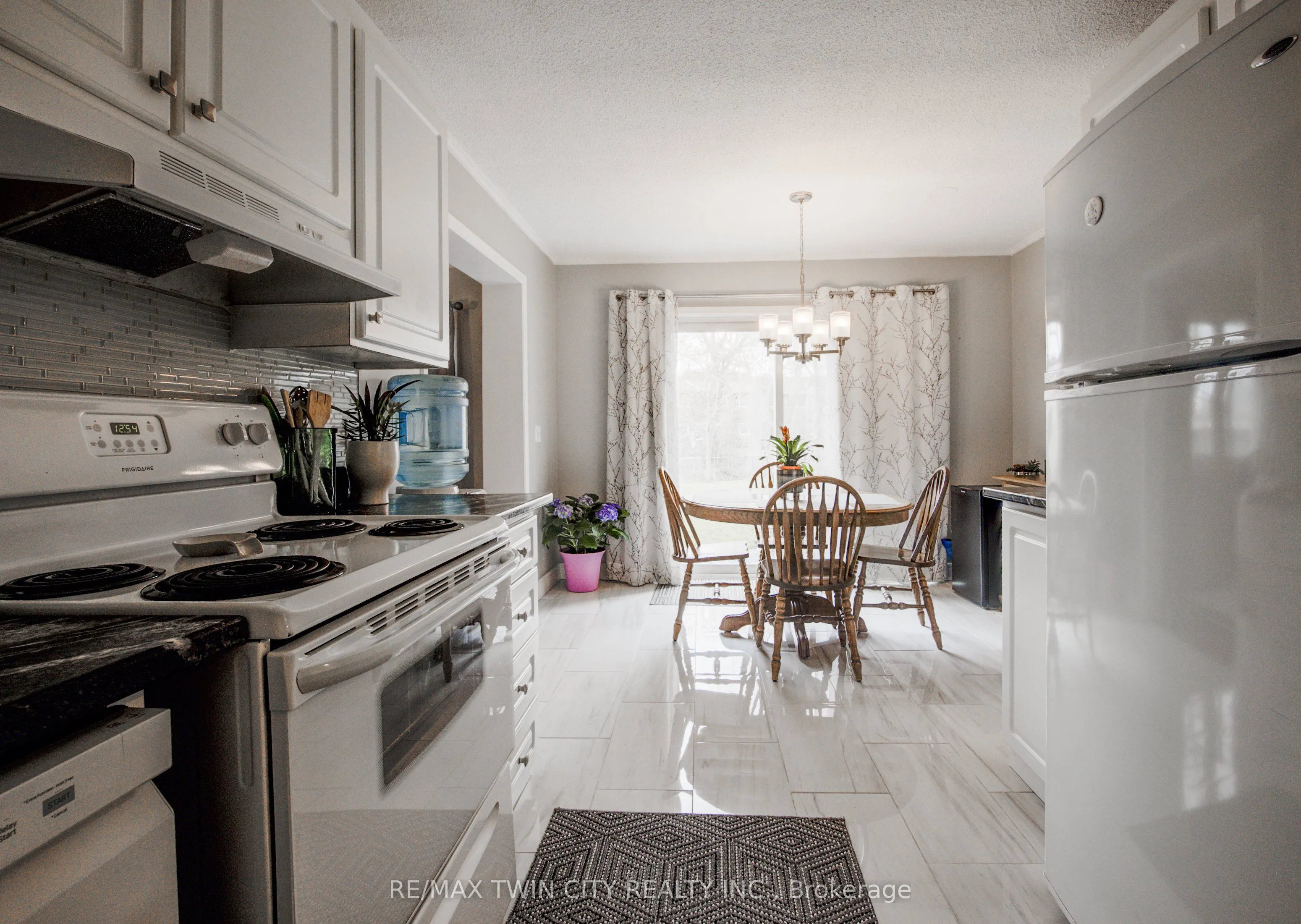 121 University Avenue E, #43