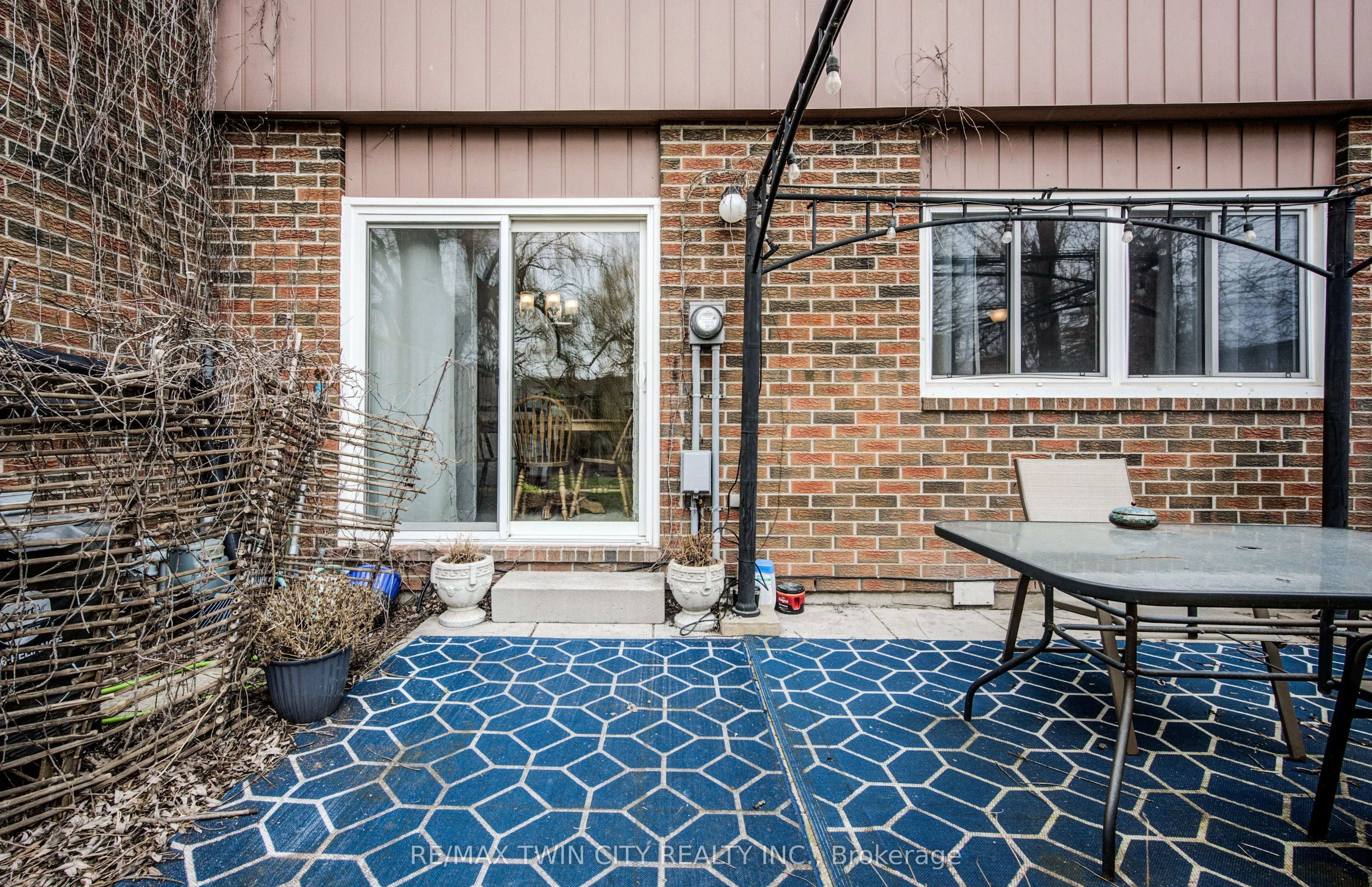 121 University Avenue E, #43