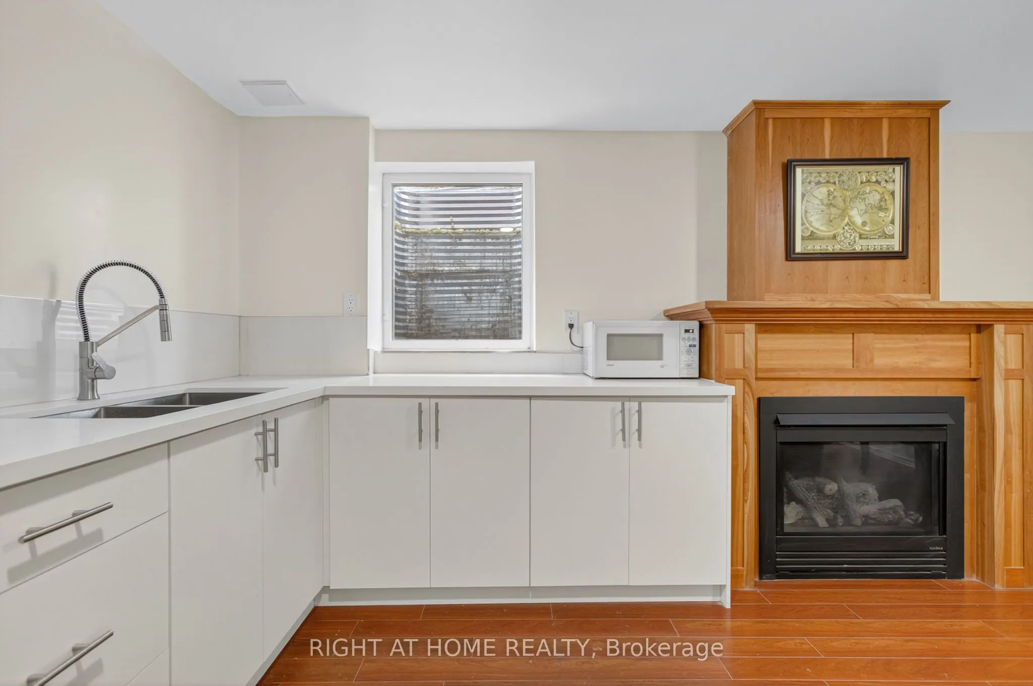 212 Holbeach Crescent