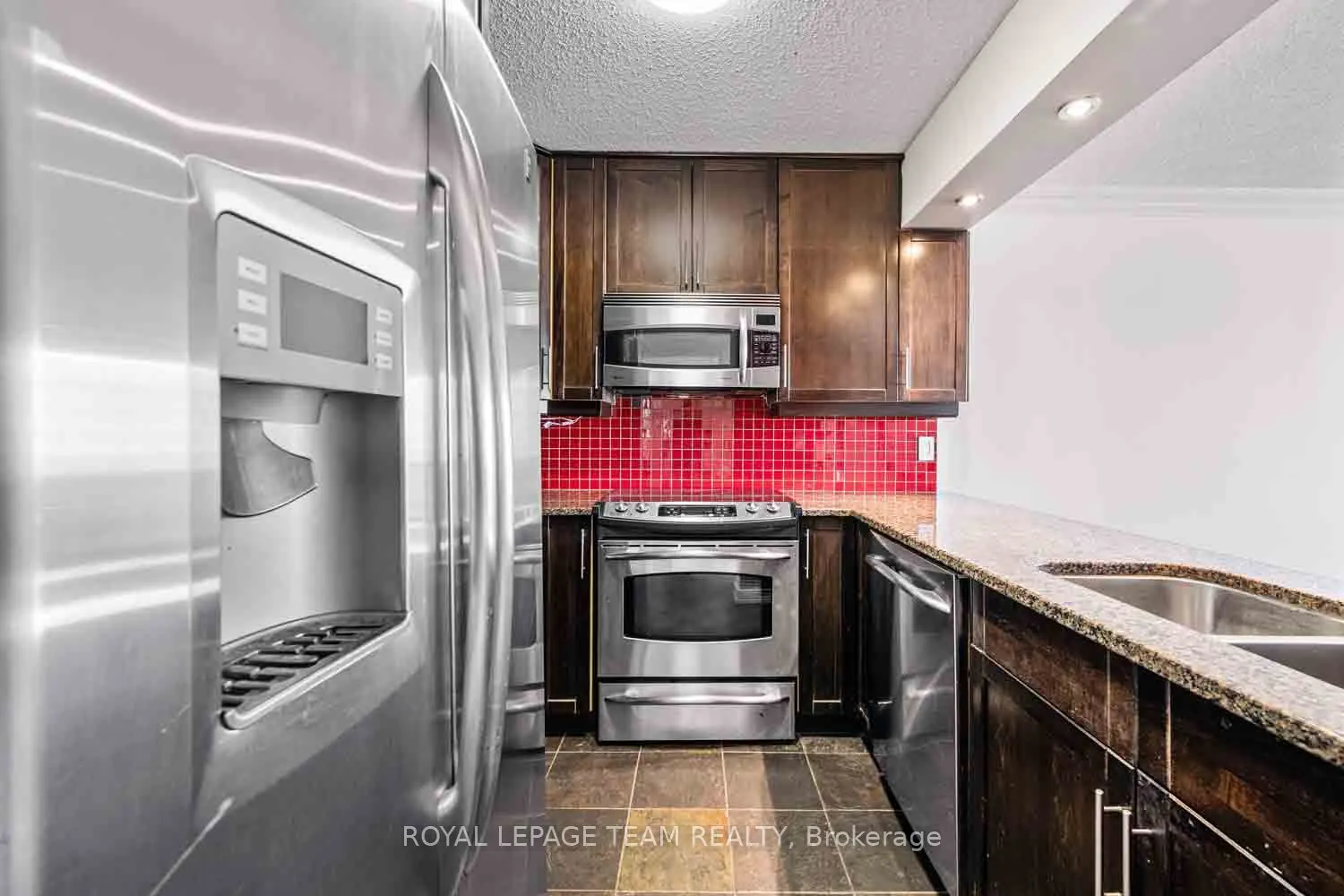 154 NELSON Street, #504