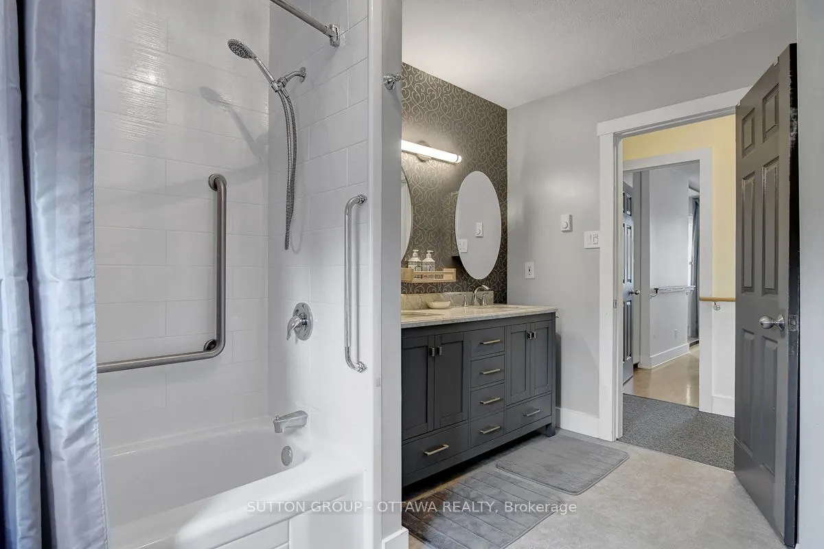 336 St Pierre Street