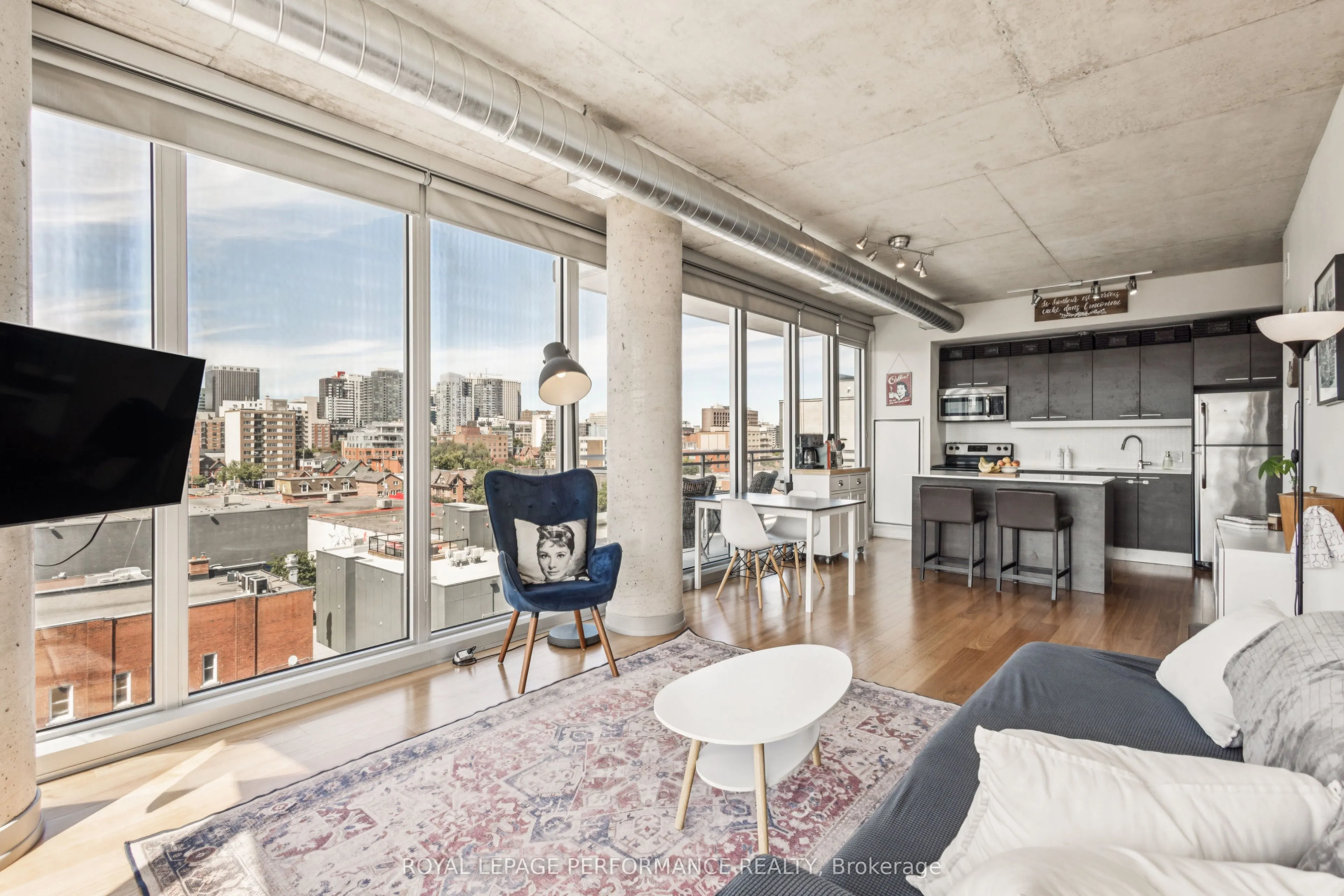 354 Gladstone Avenue, #610