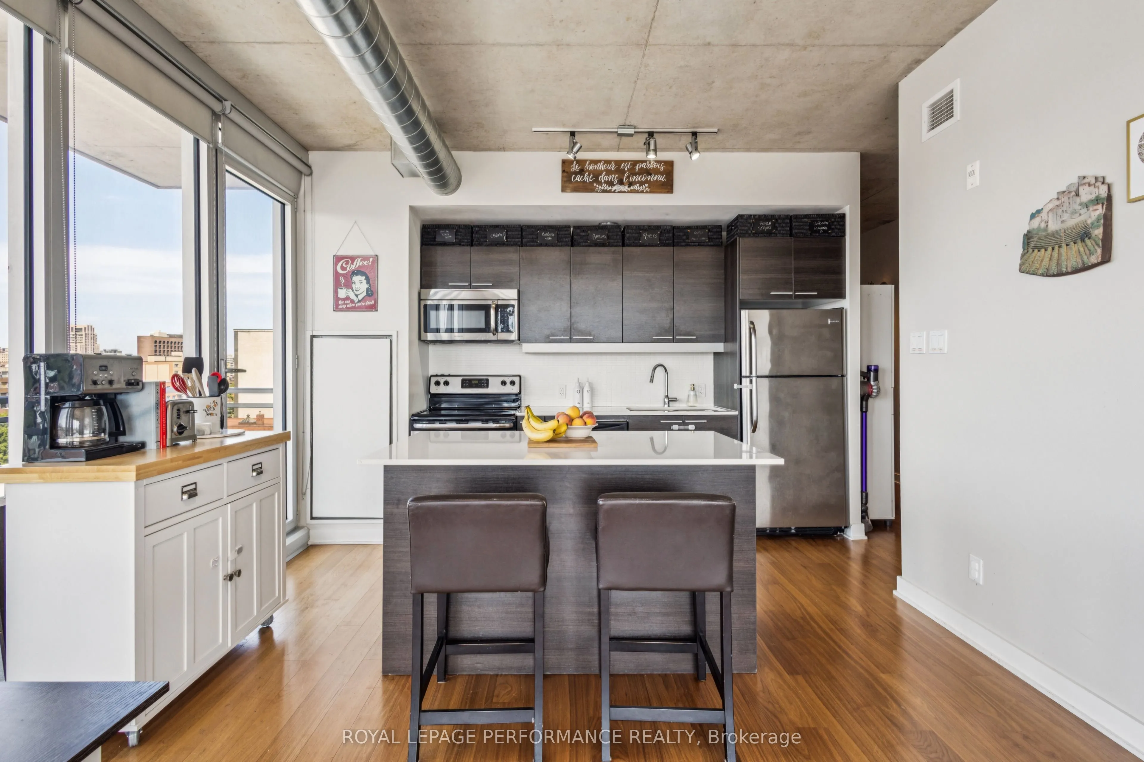 354 Gladstone Avenue, #610