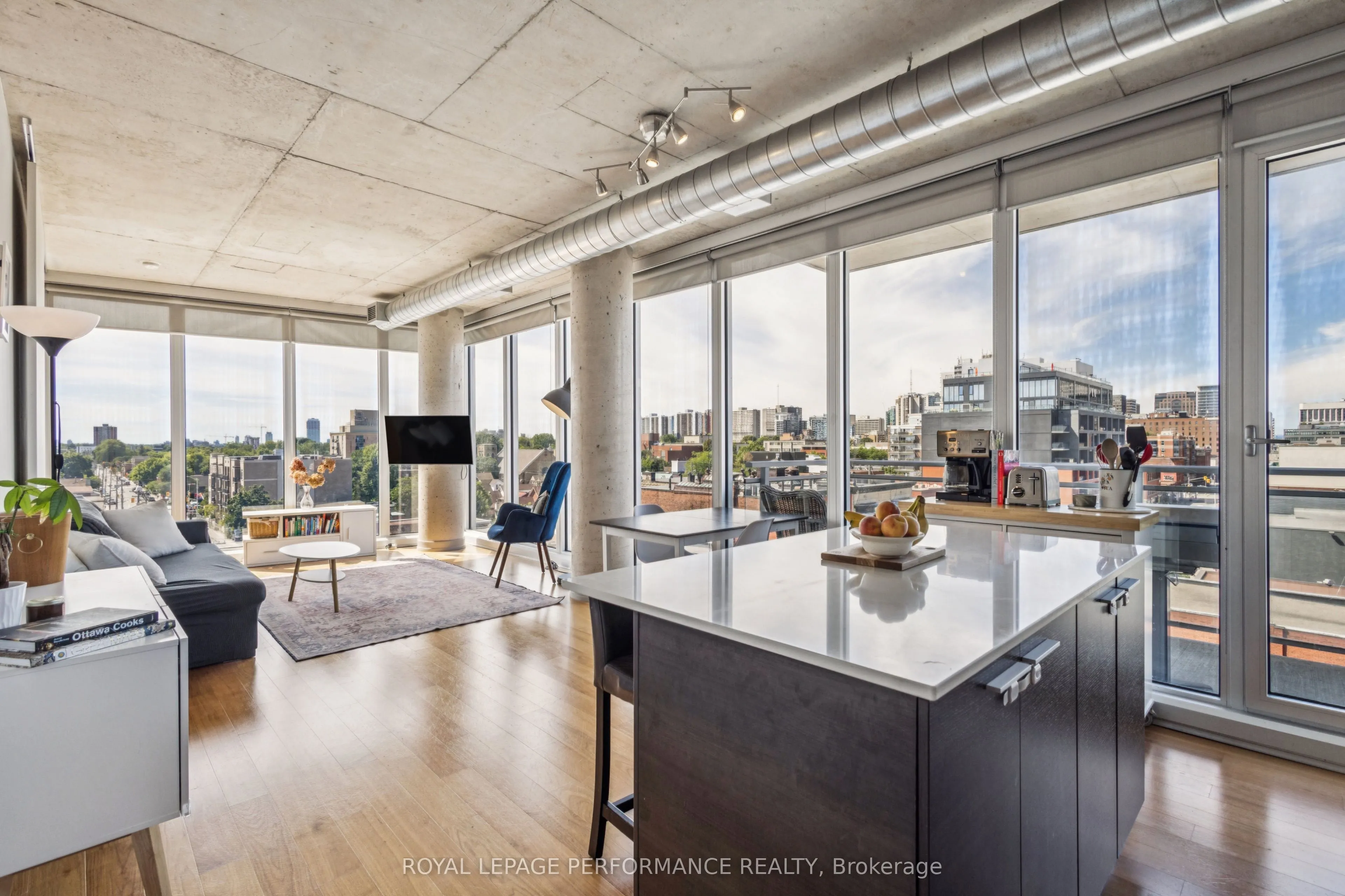 354 Gladstone Avenue, #610