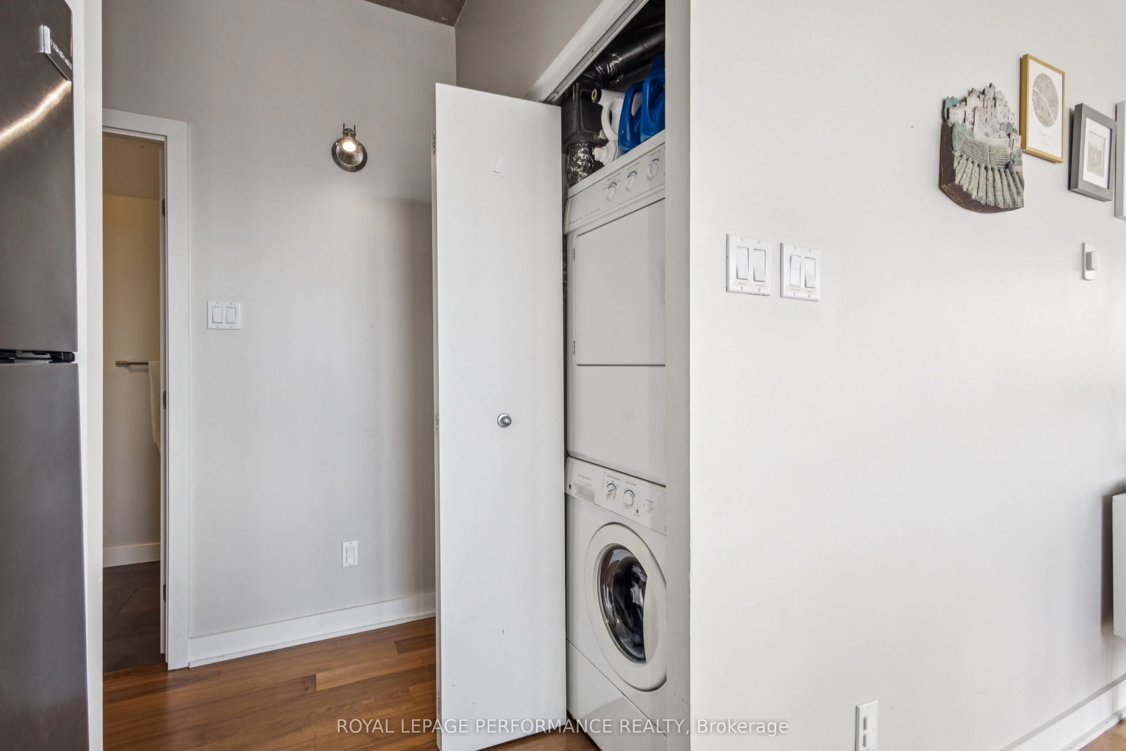354 Gladstone Avenue, #610
