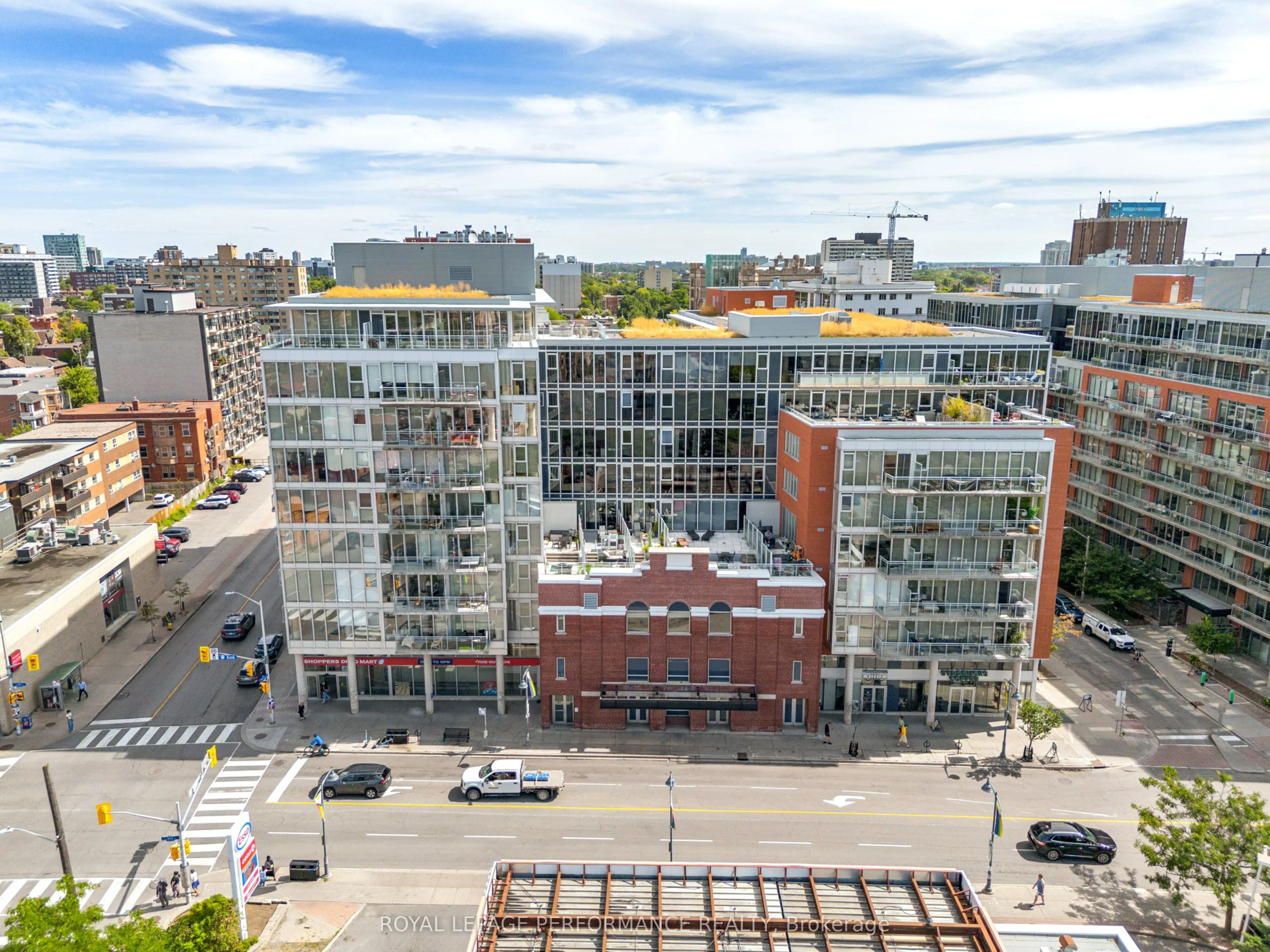 354 Gladstone Avenue, #610