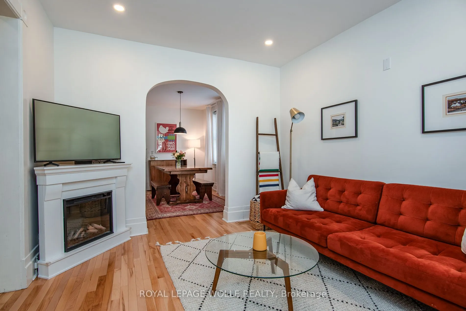 73 Water Street S