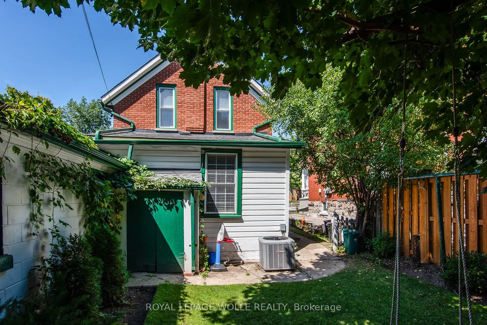 73 Water Street S