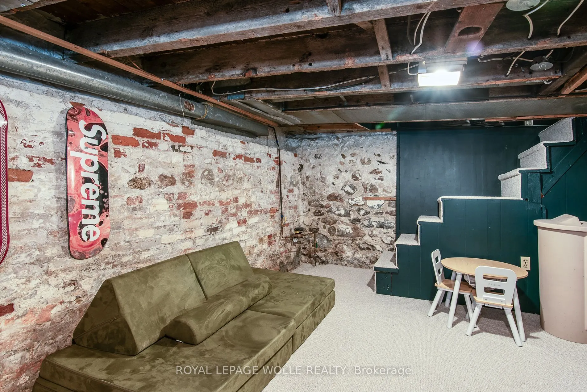 73 Water Street S