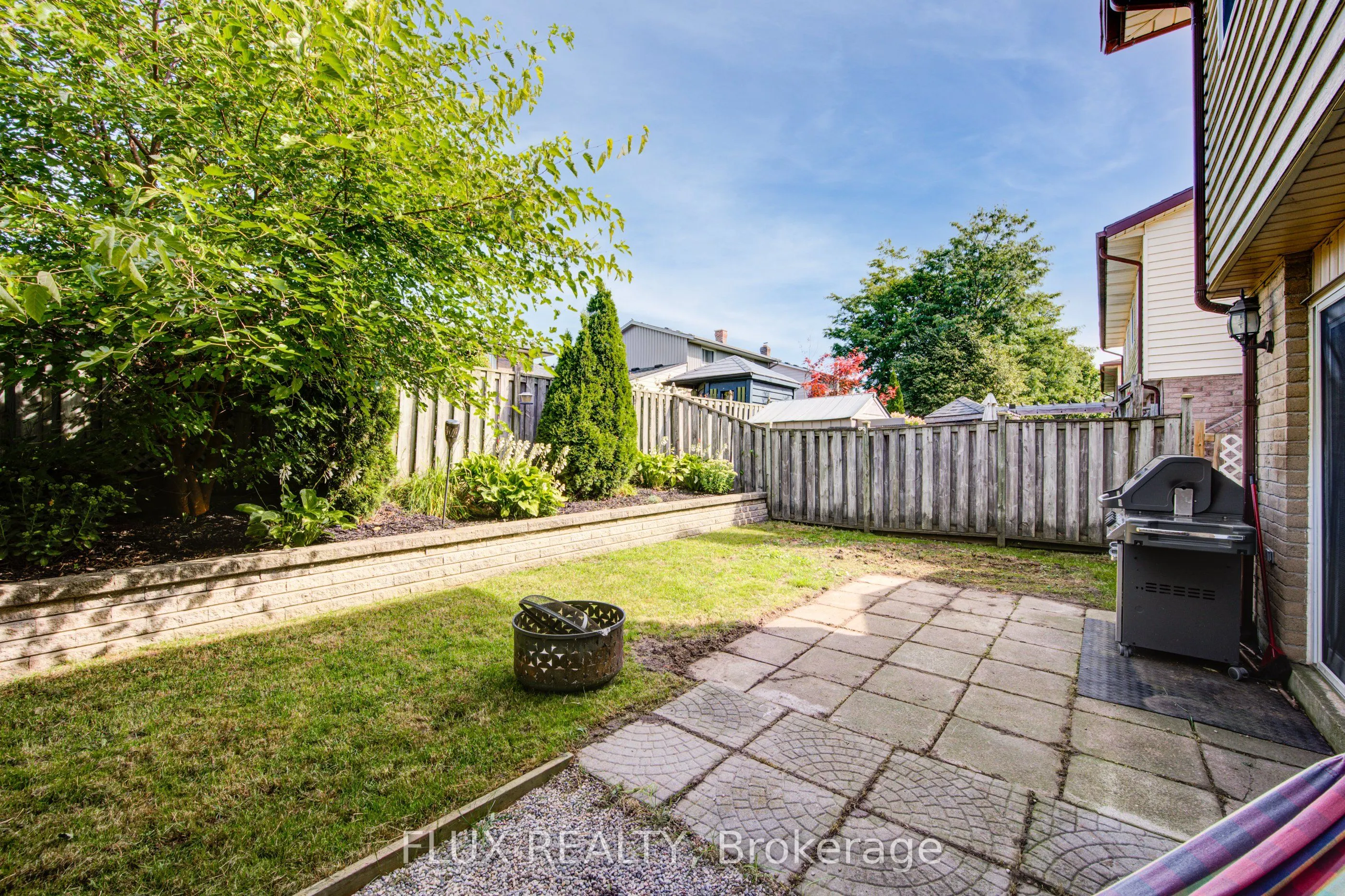 49 Linden Court