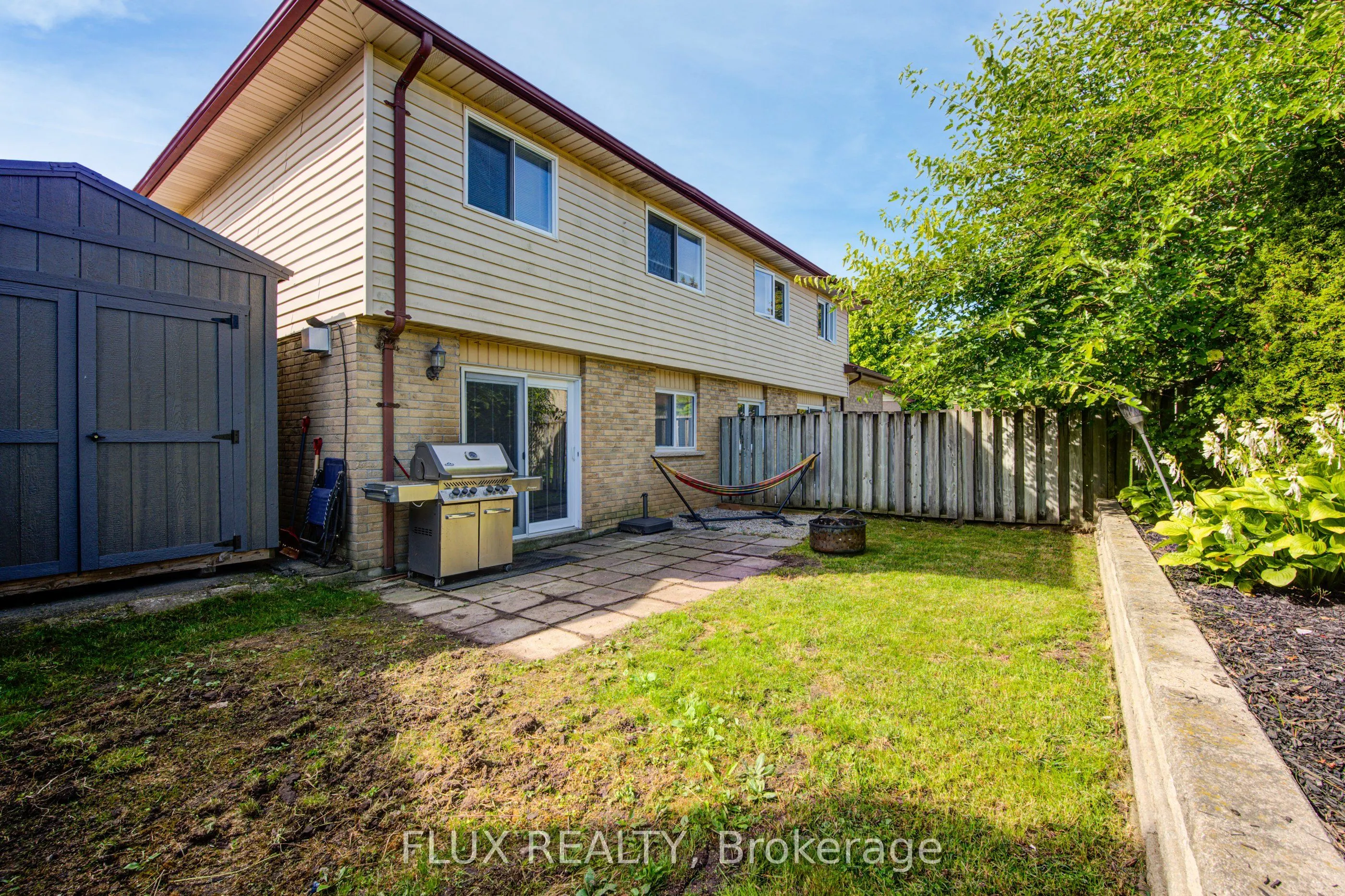 49 Linden Court