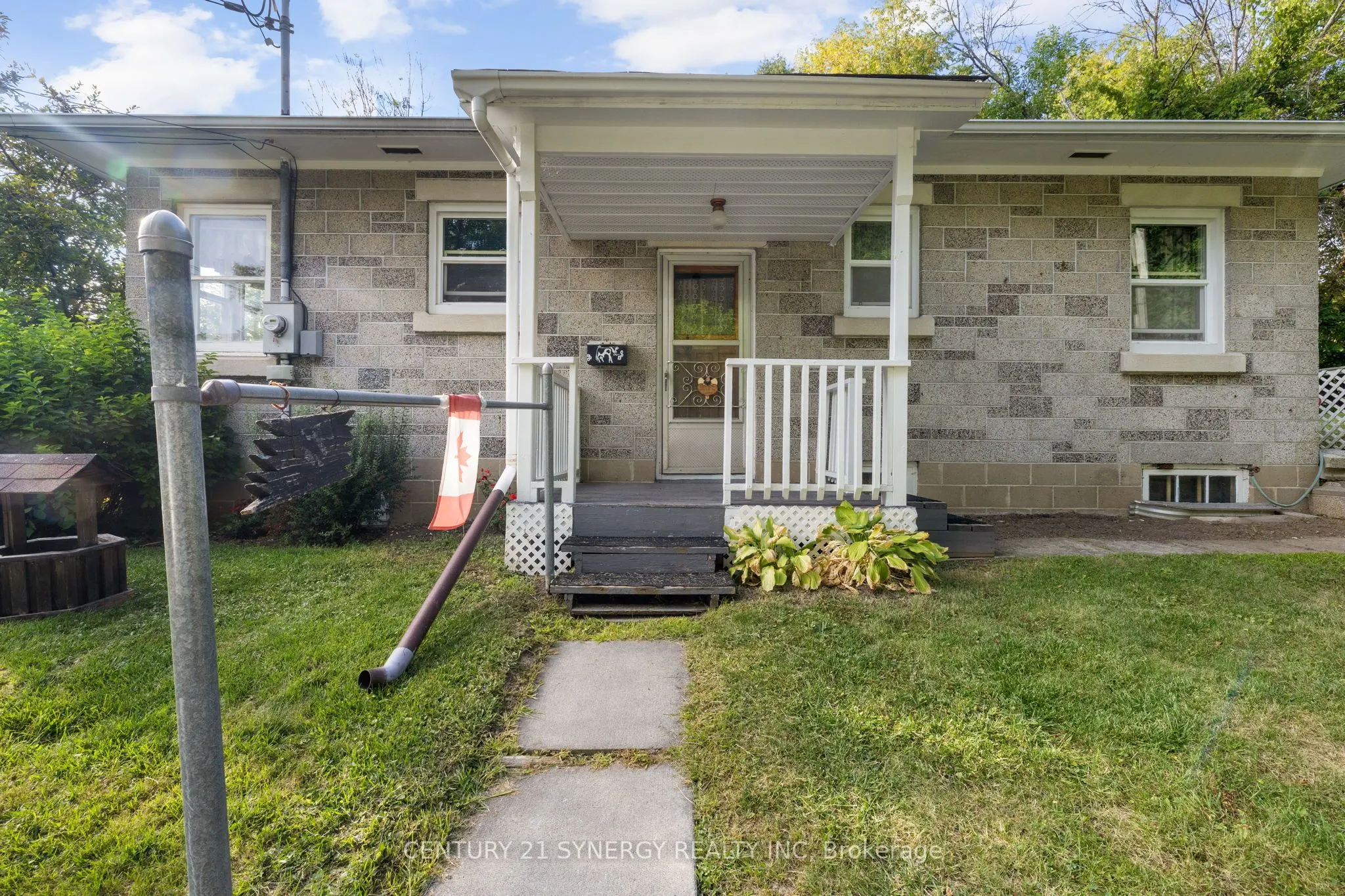 47 Queen Street S