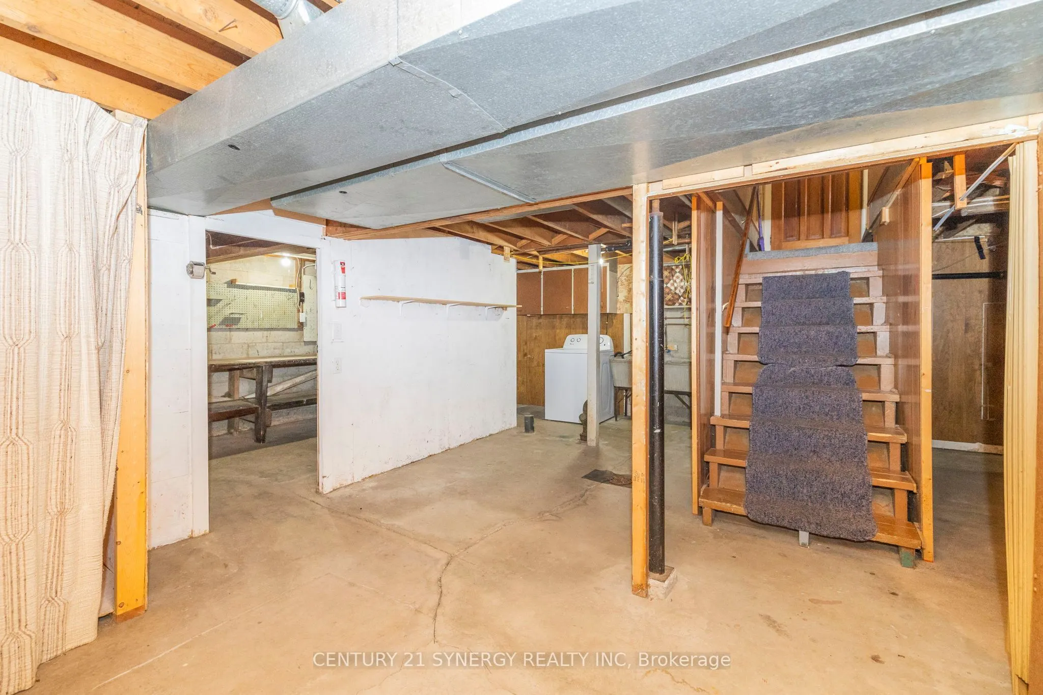 47 Queen Street S