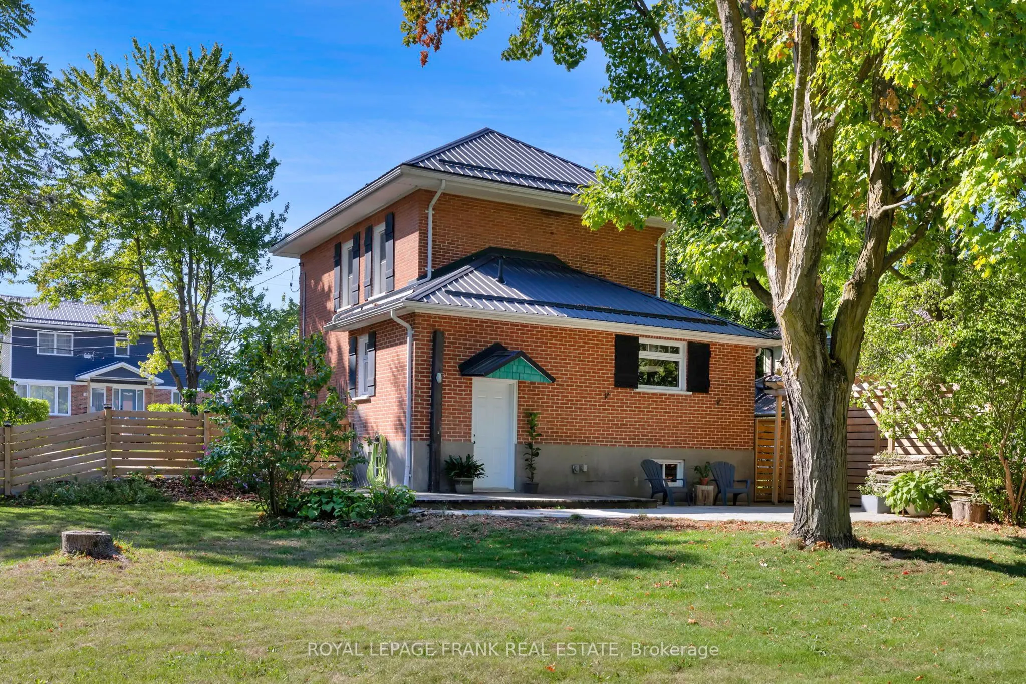 18 Nassau Street