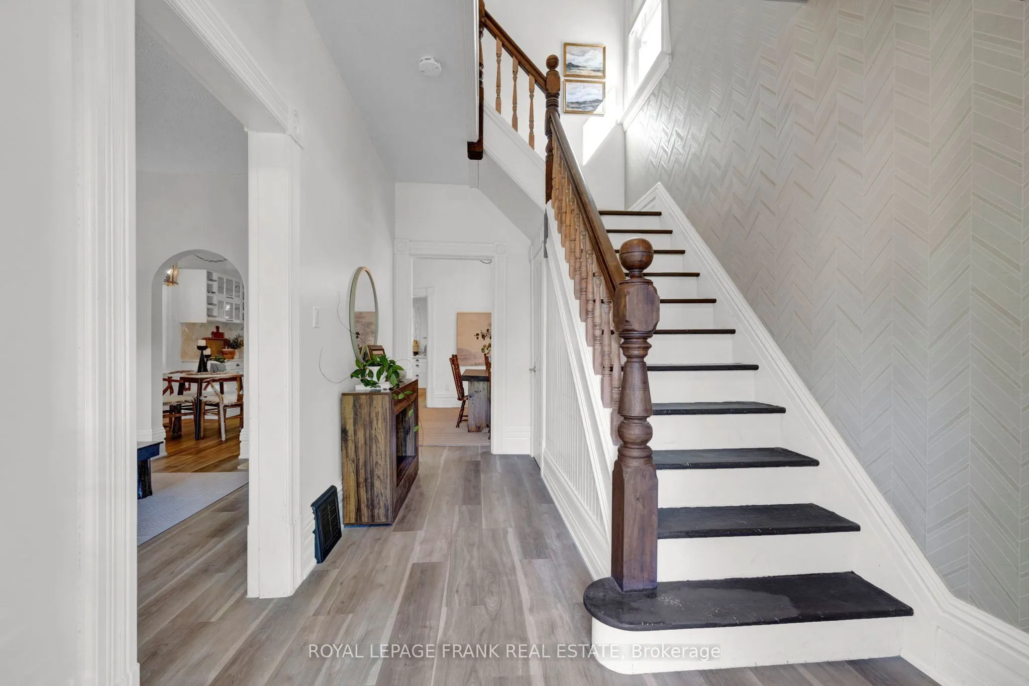 18 Nassau Street