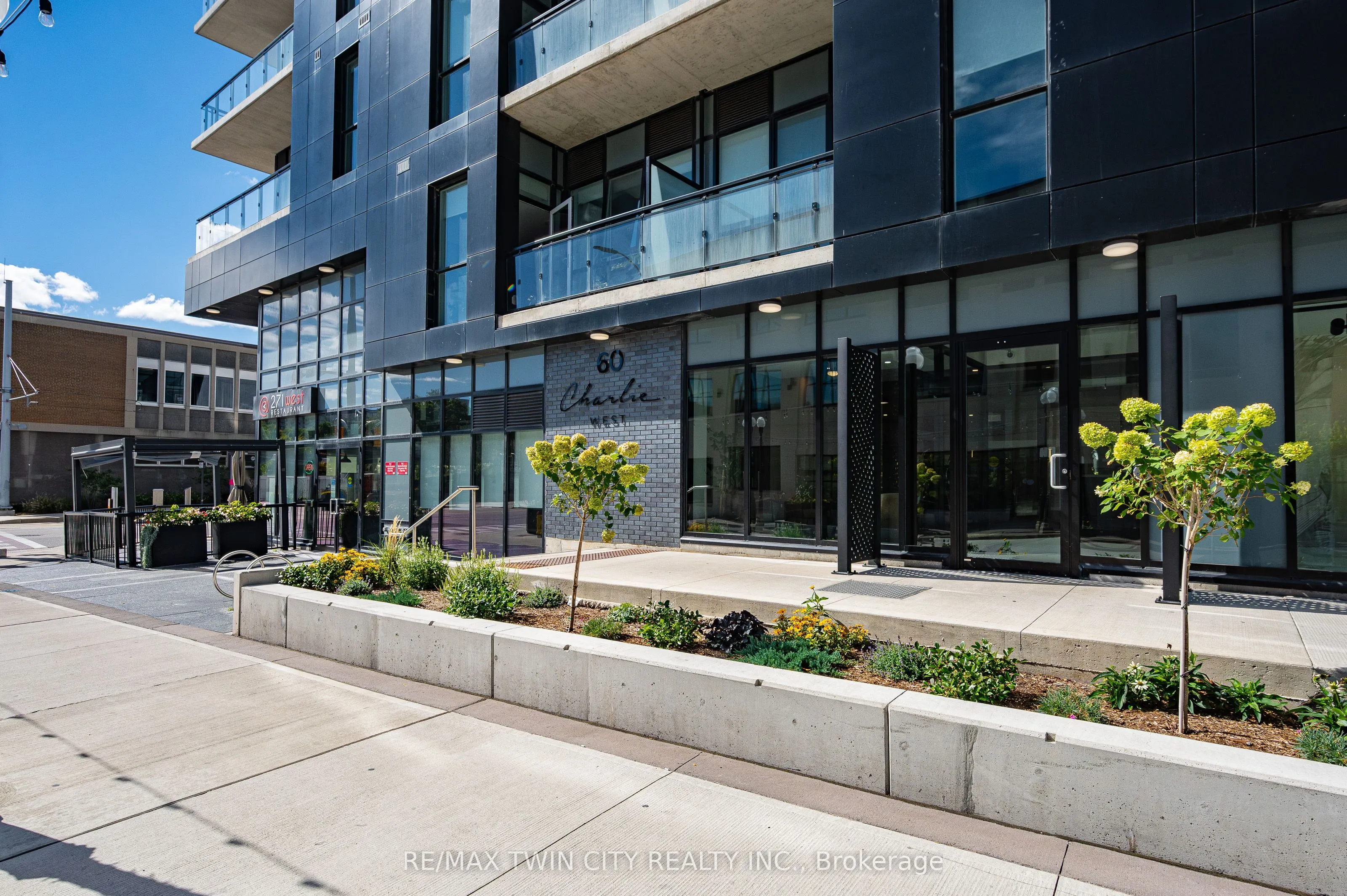 60 Charles Street W, #2407