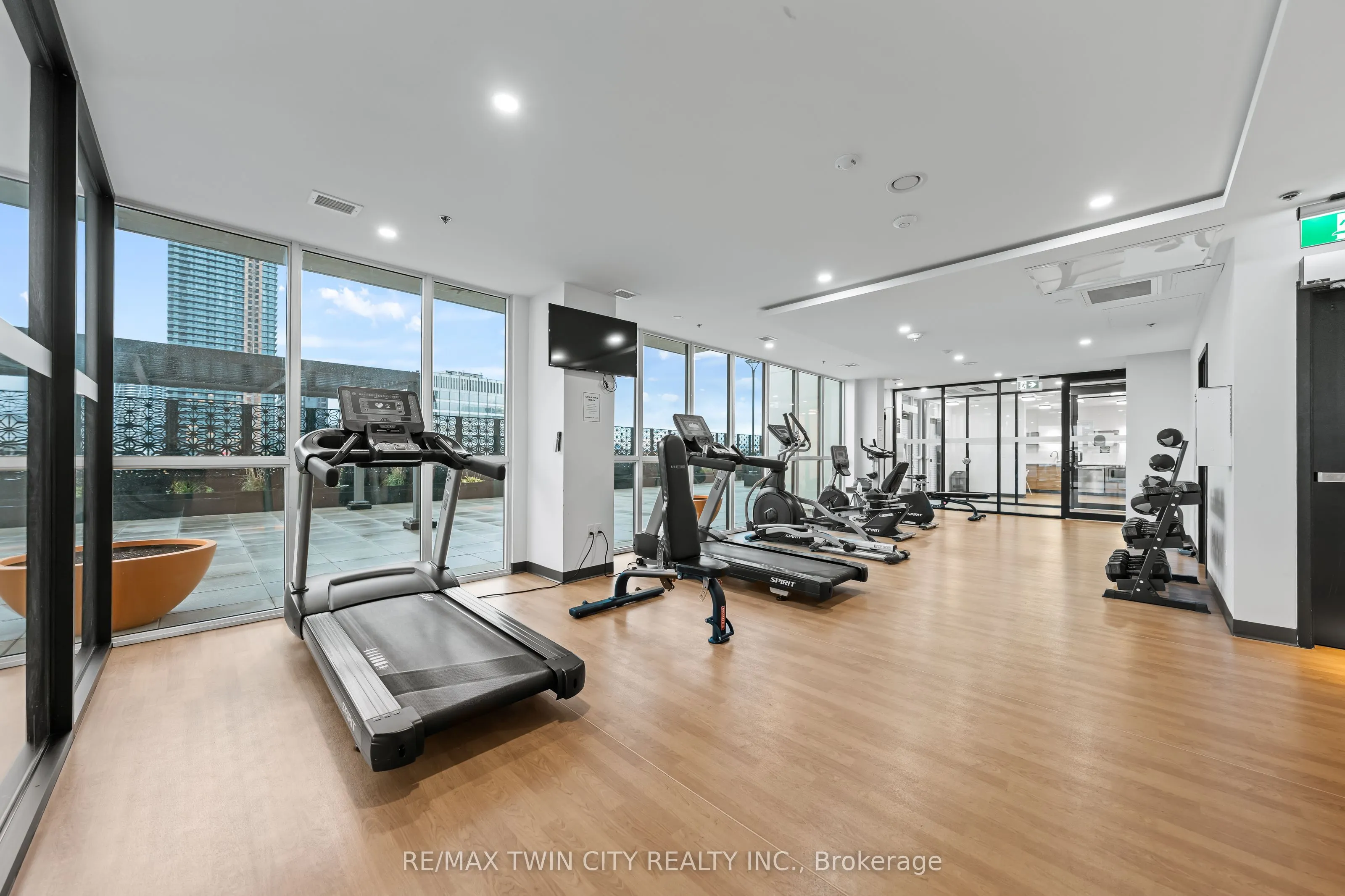 60 Charles Street W, #2407