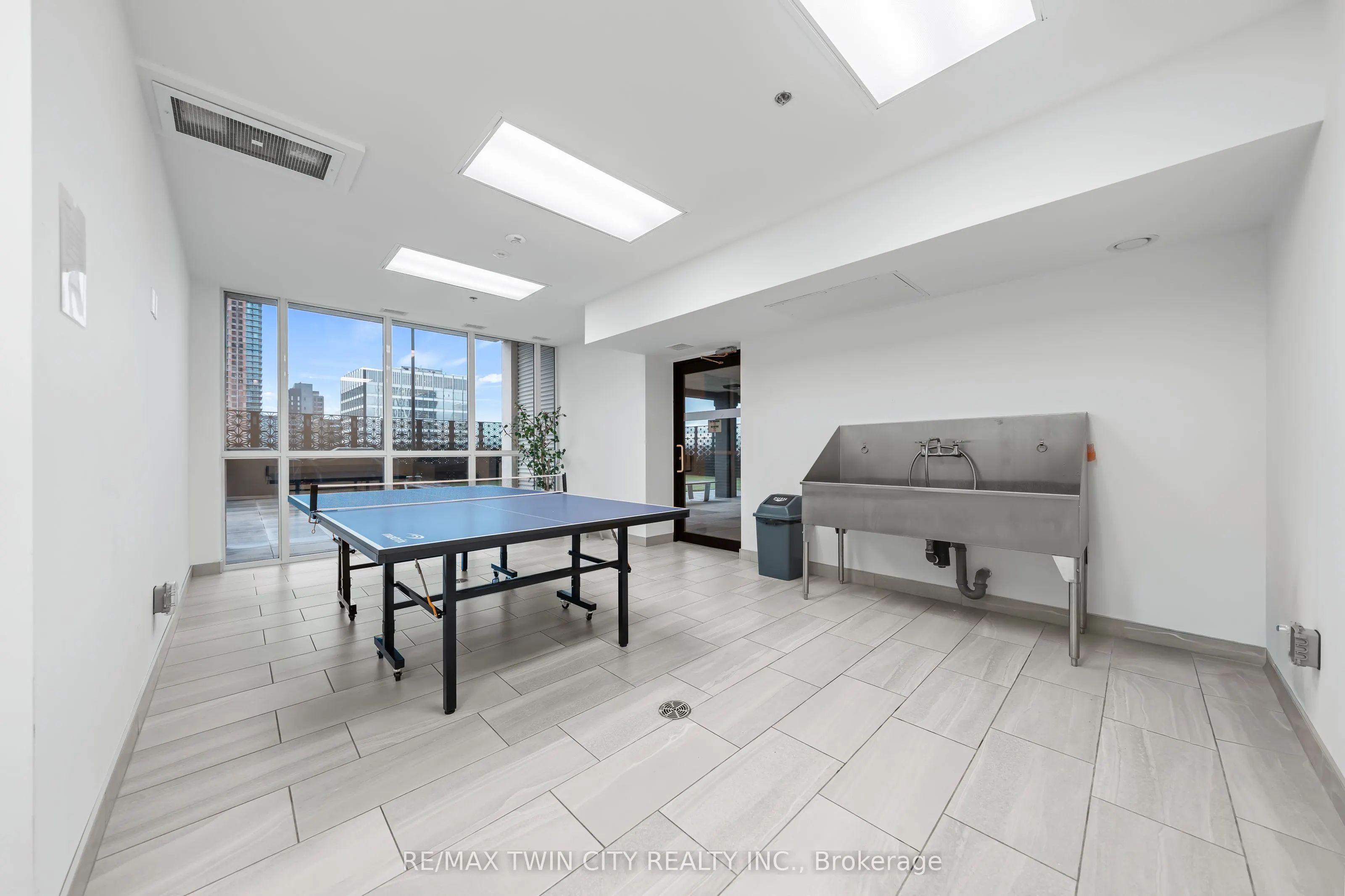 60 Charles Street W, #2407