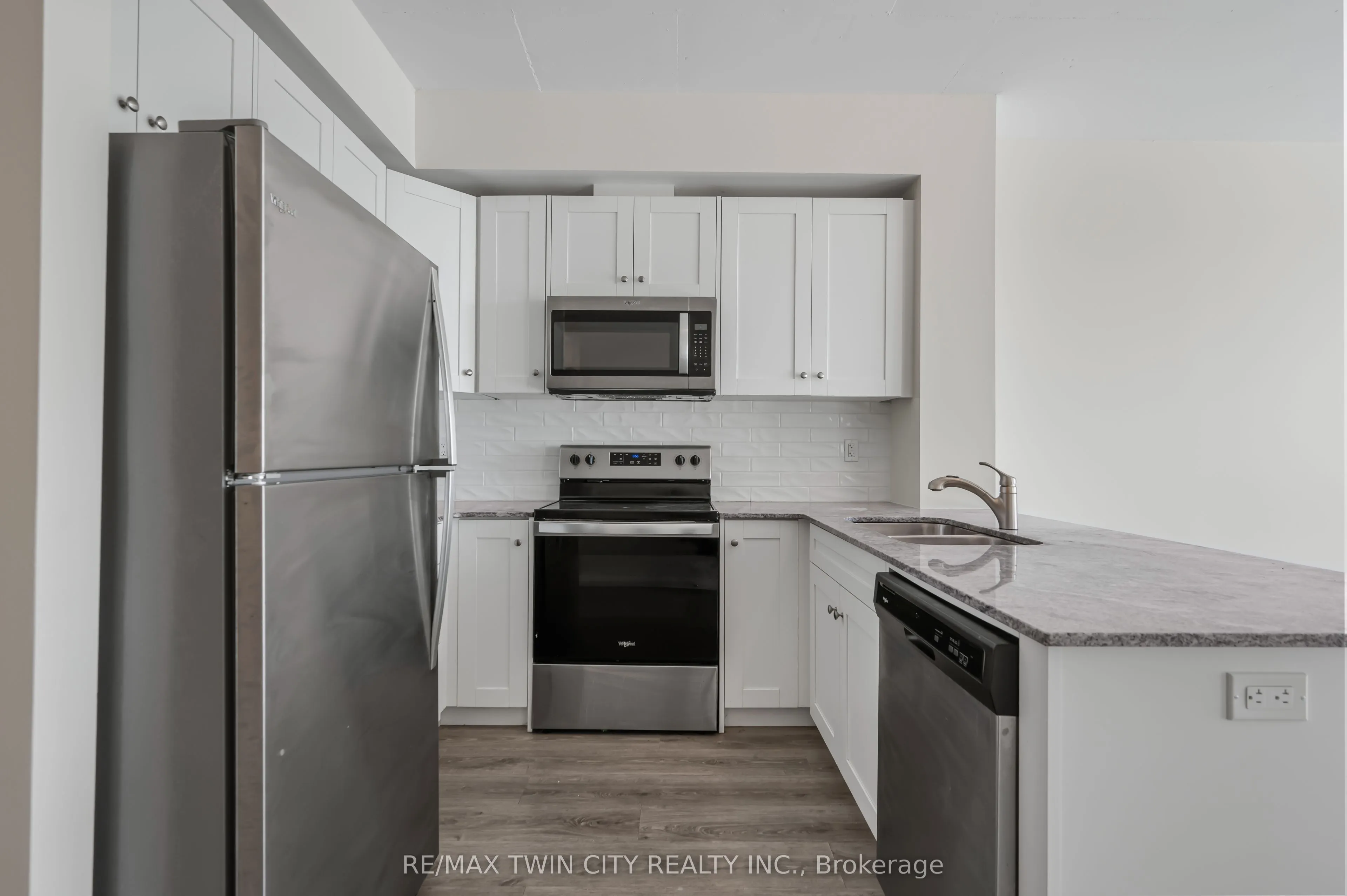60 Charles Street W, #2407