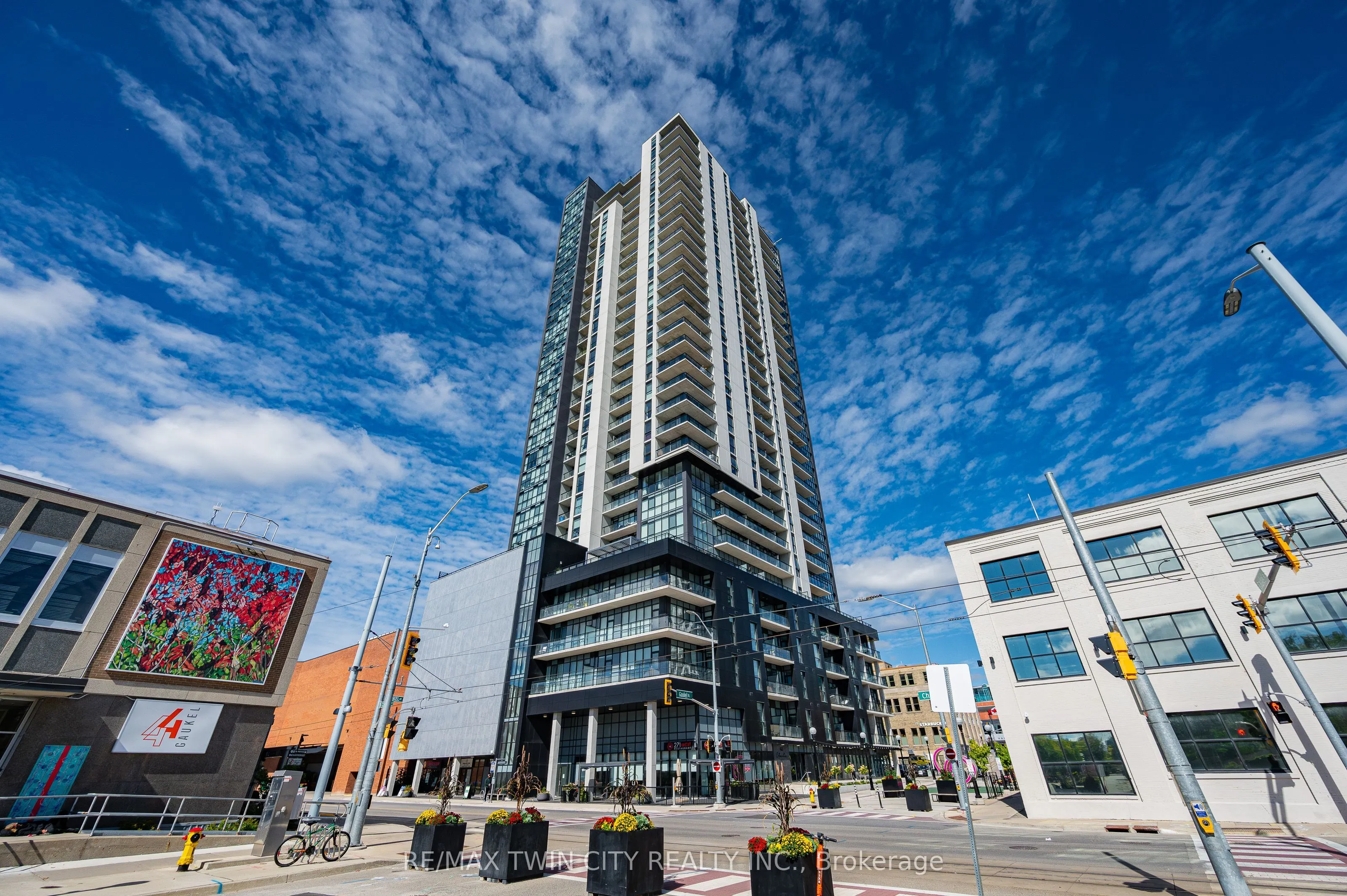 60 Charles Street W, #2407