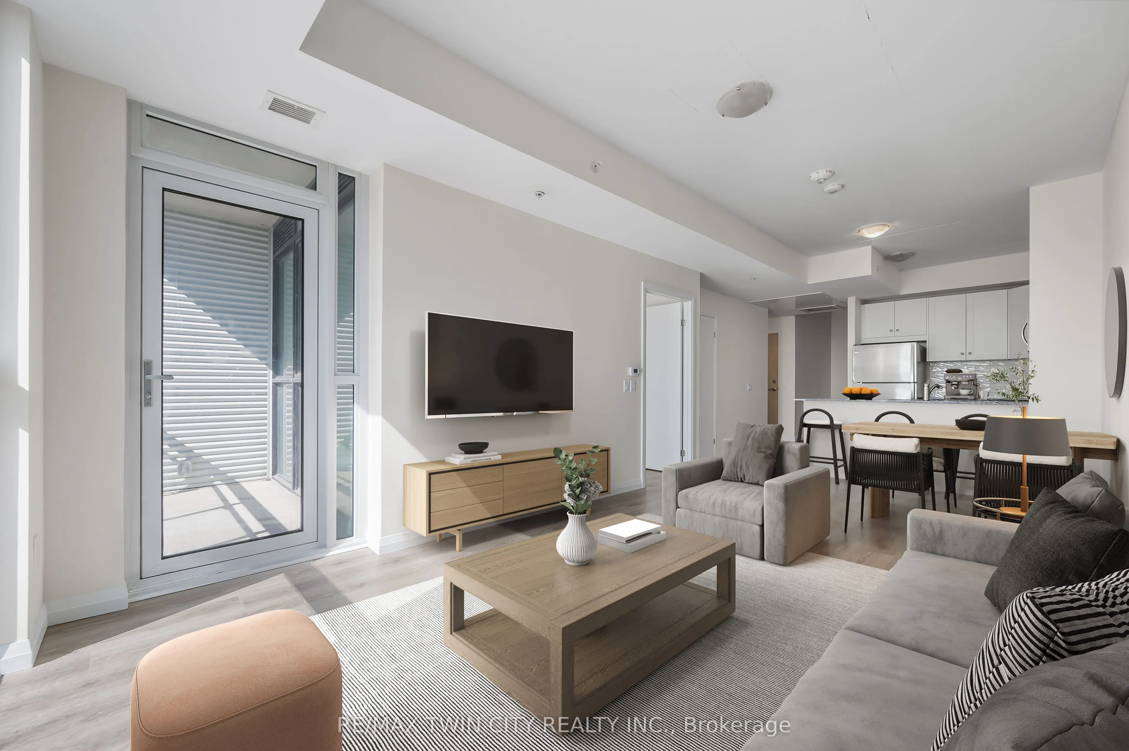 60 Charles Street W, #2407