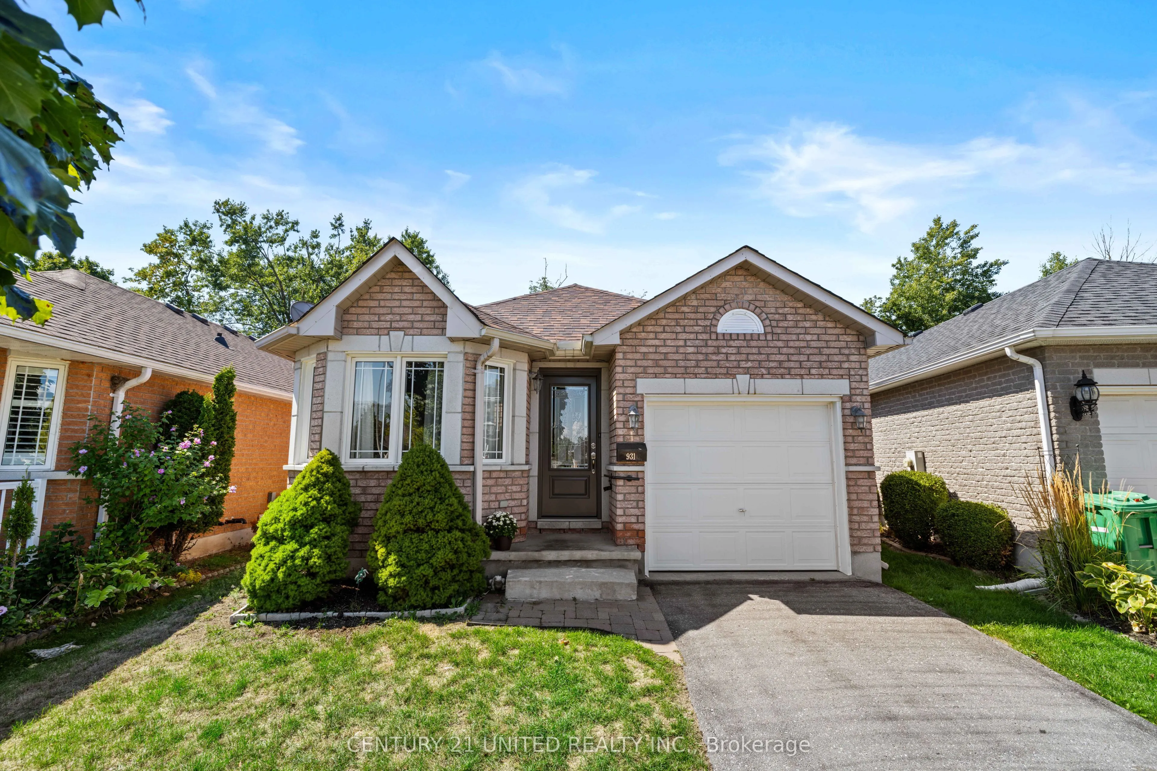 931 Ralphson Crescent