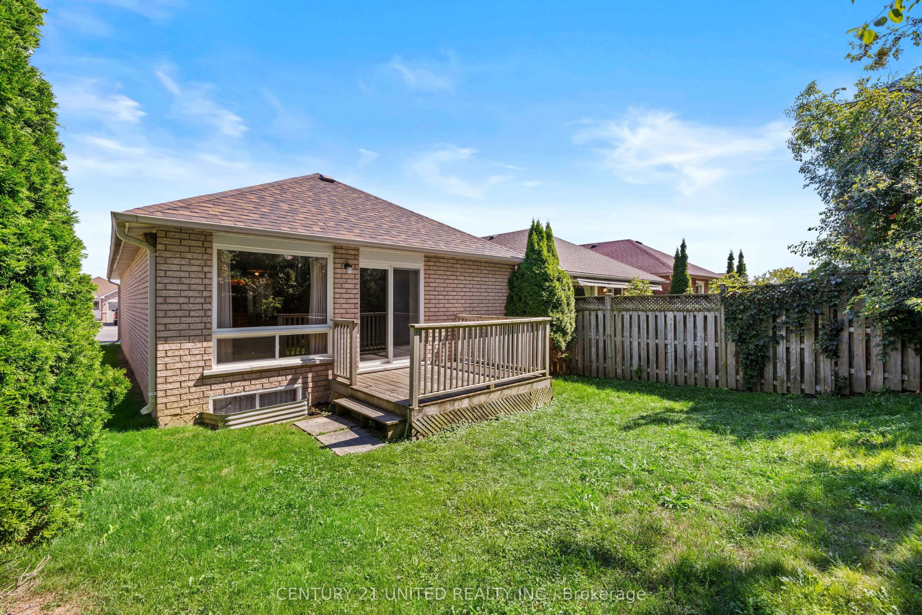 931 Ralphson Crescent