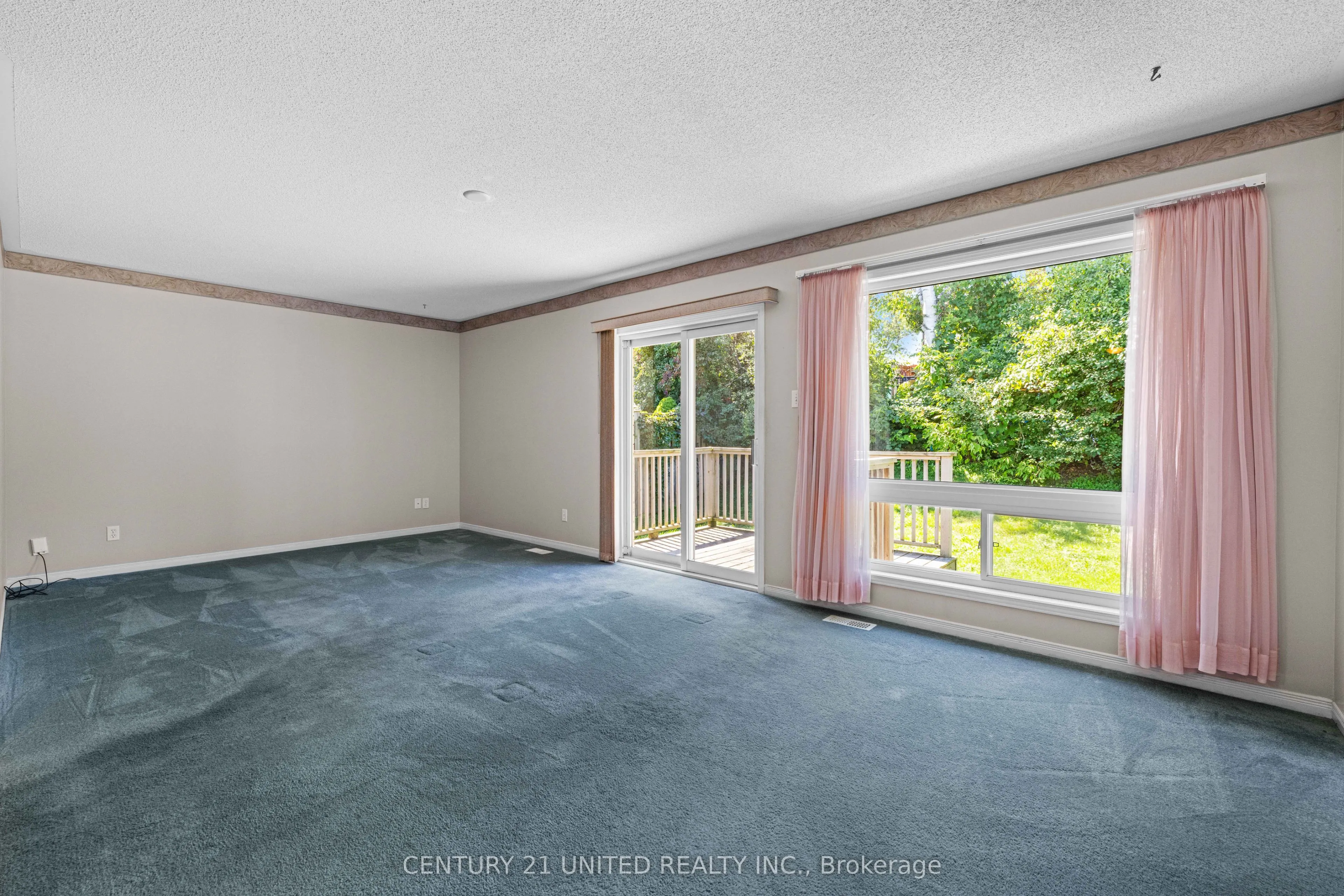 931 Ralphson Crescent