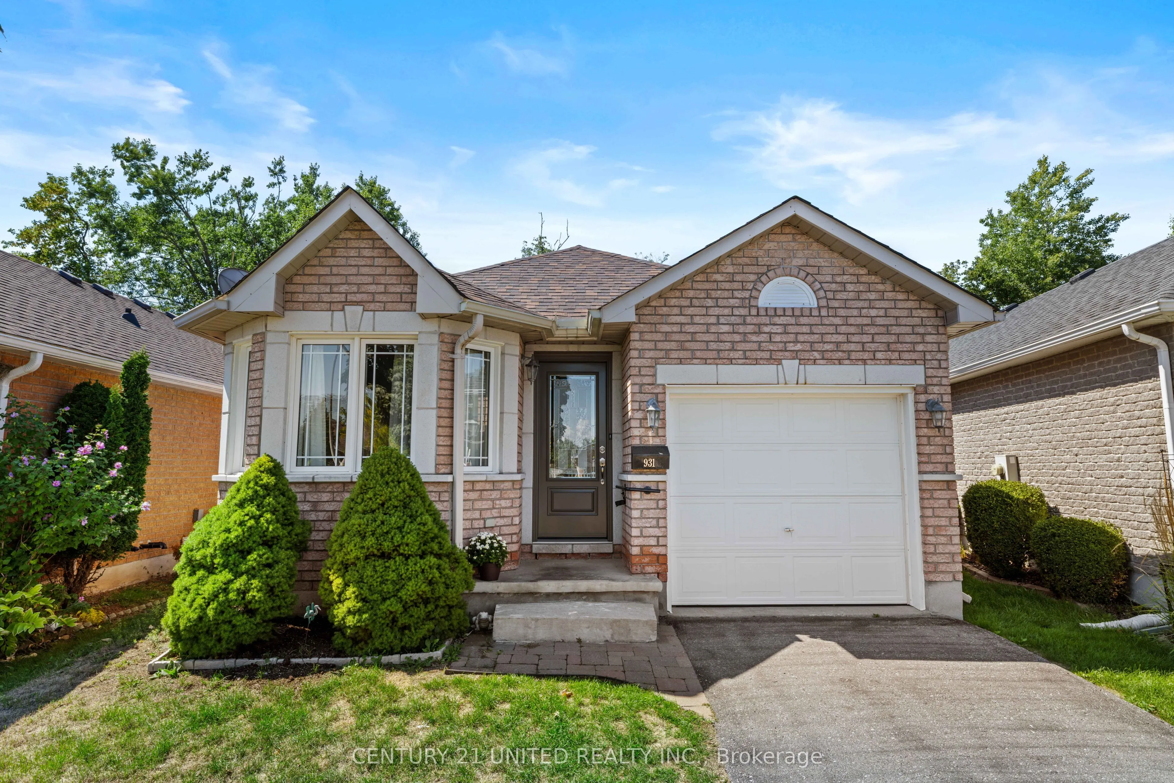 931 Ralphson Crescent
