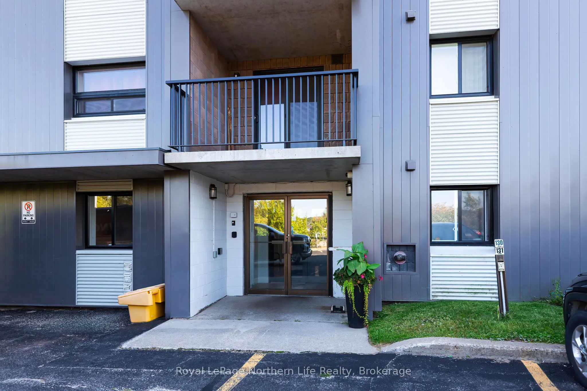 330 Sixth Avenue W, #202