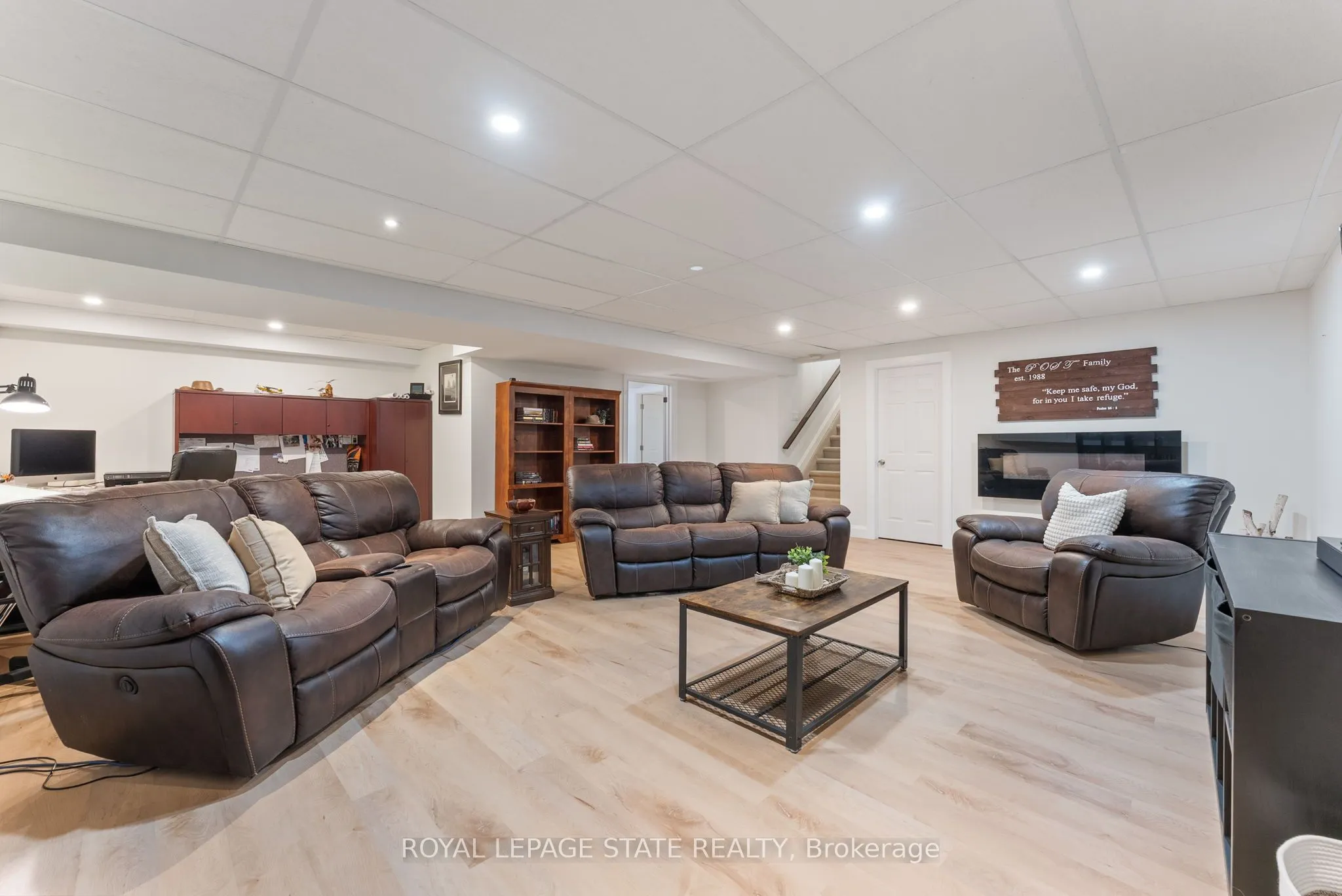 6251 Walkers Road