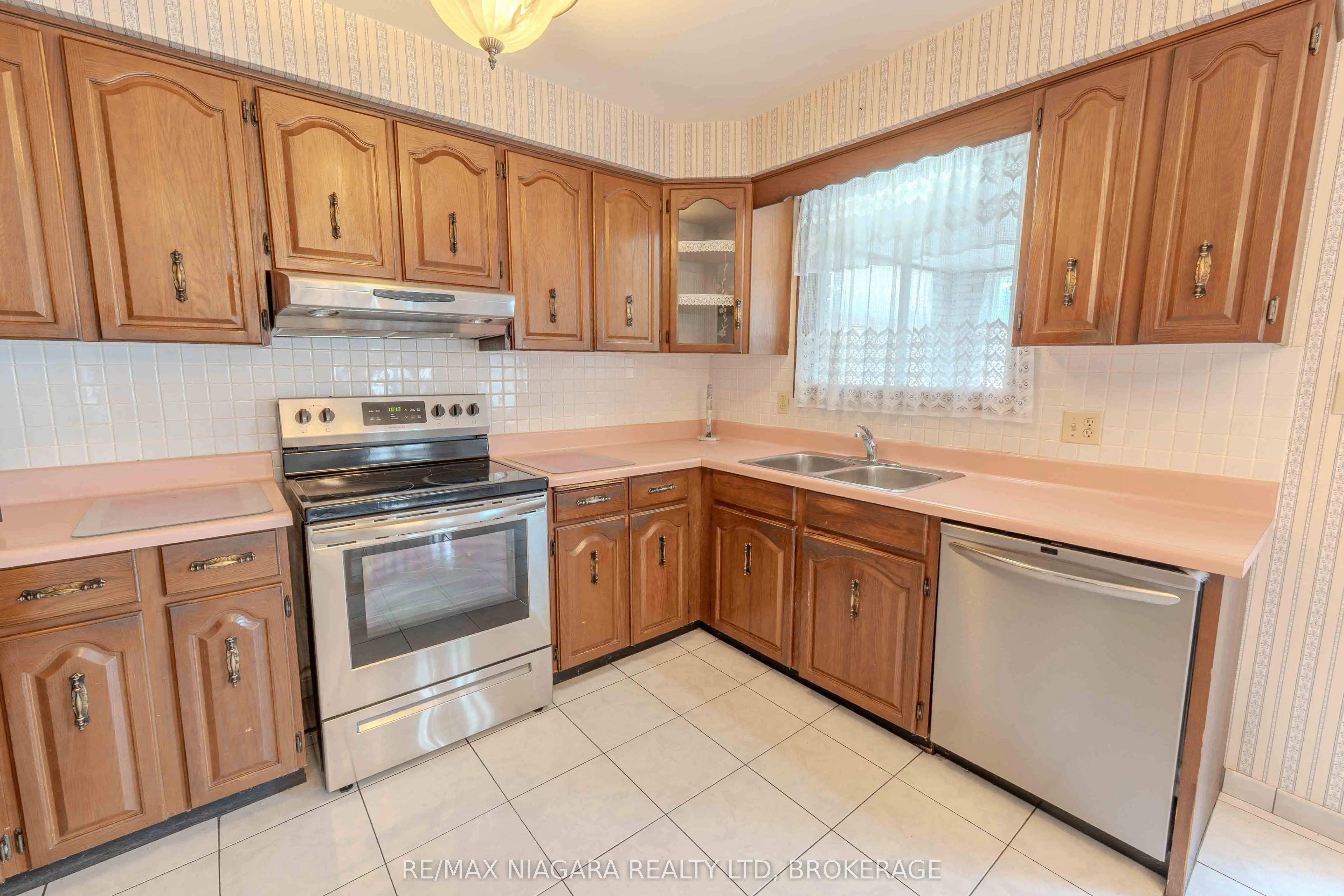 28 Tanera Crescent