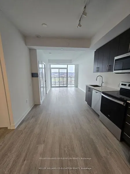 2782 Barton Street, #1102