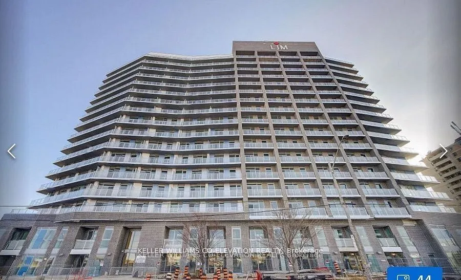 2782 Barton Street, #1102
