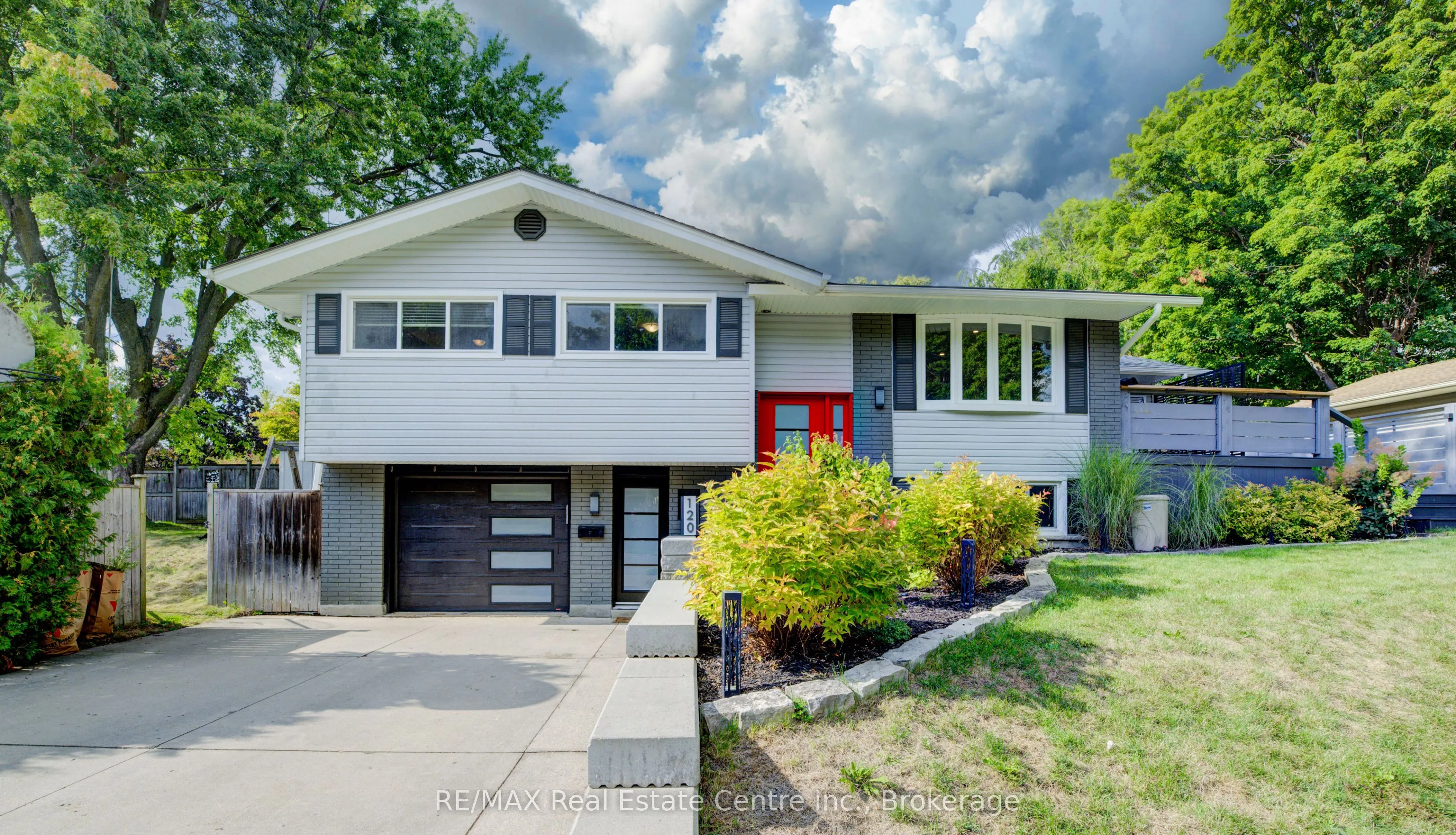 120 Rennie Drive