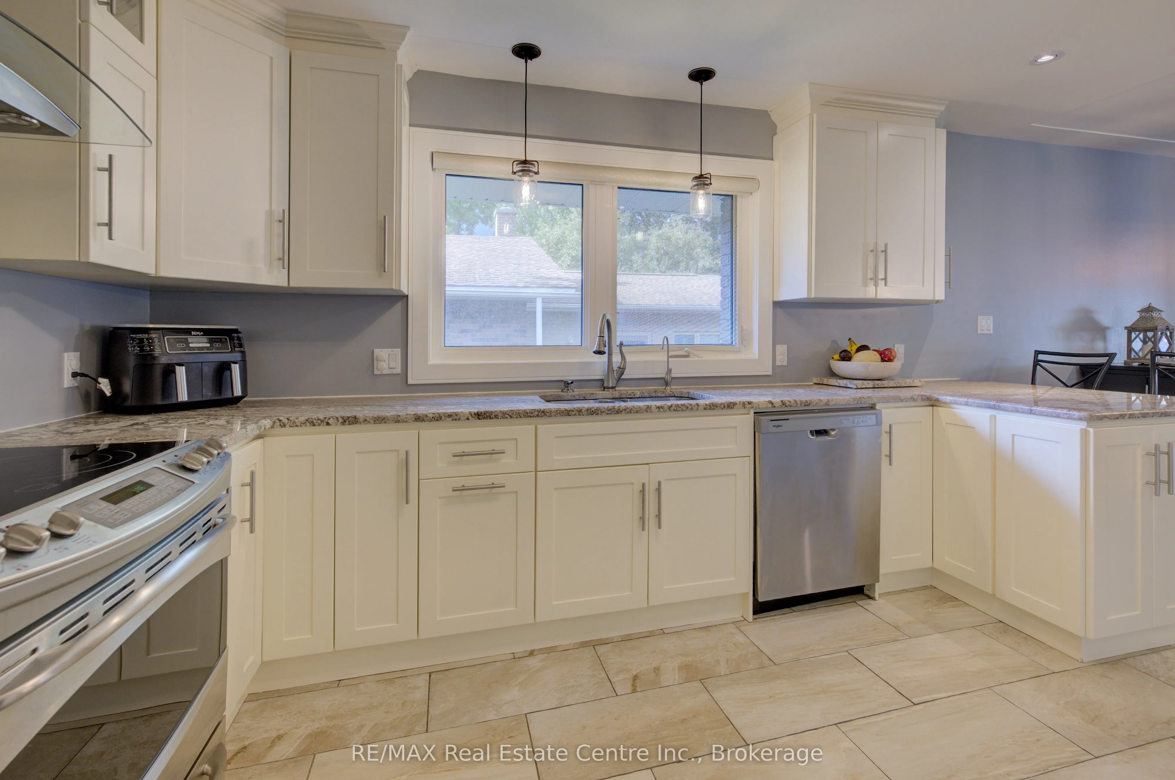 120 Rennie Drive