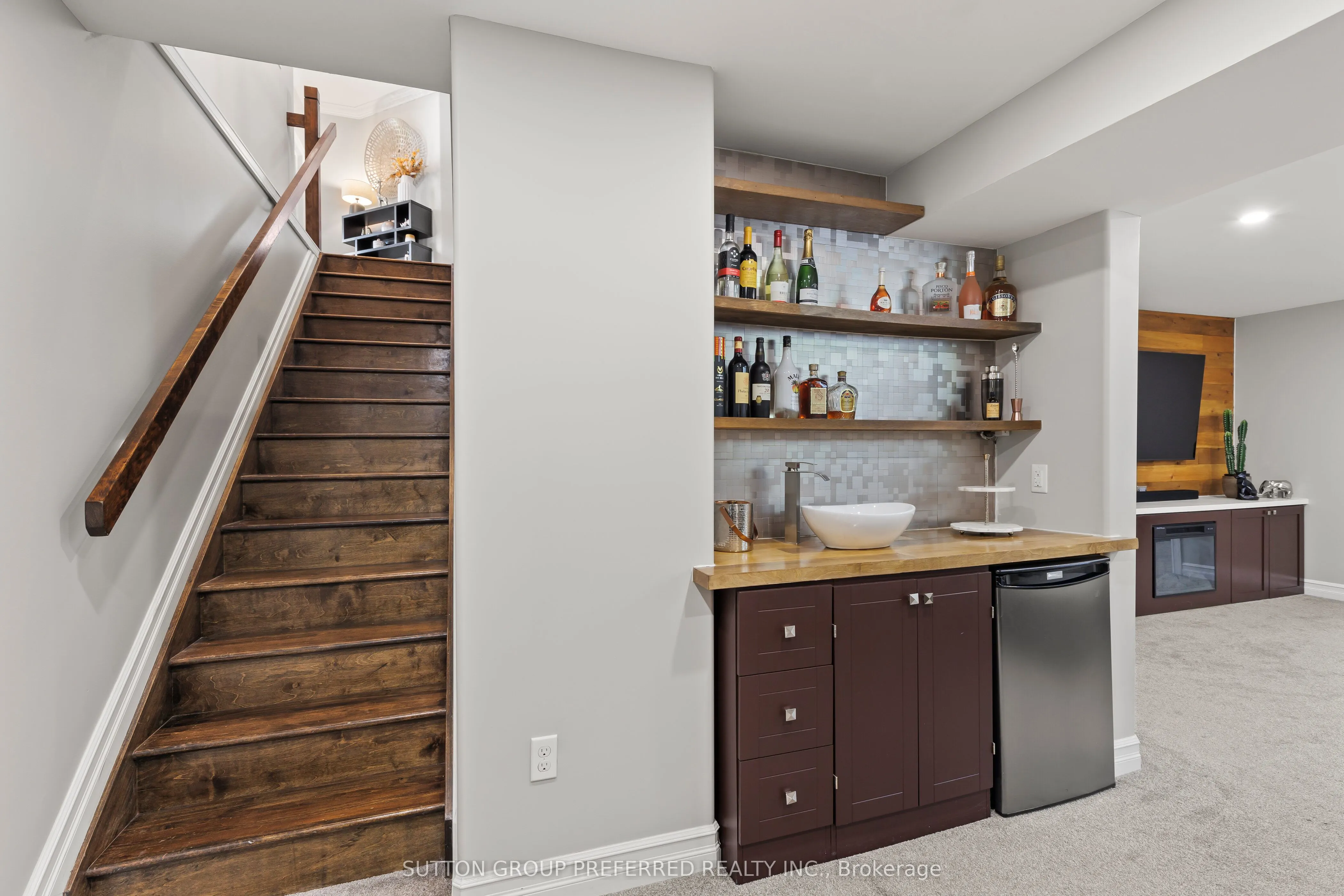 3373 Pioneer Parkway