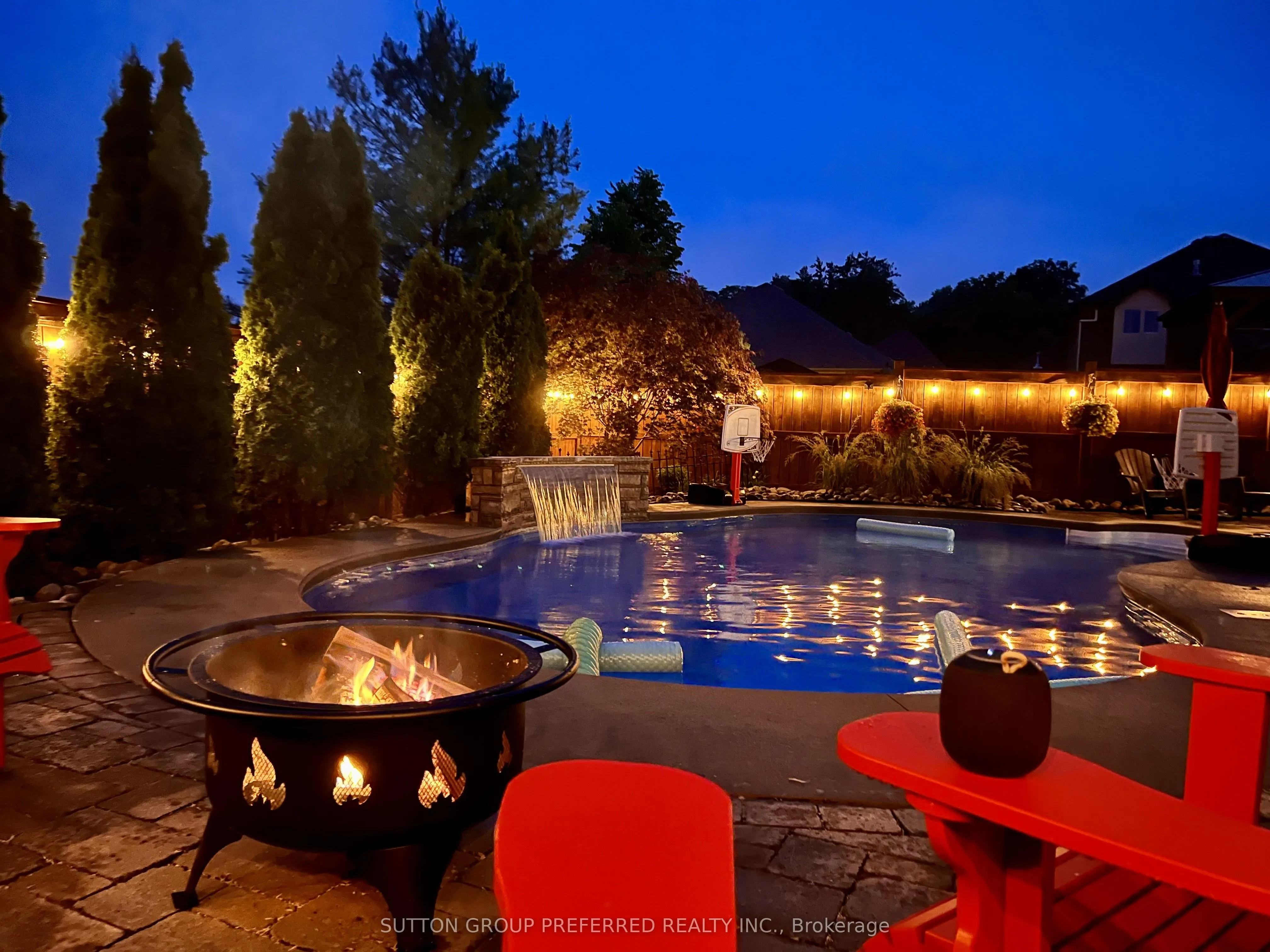 3373 Pioneer Parkway