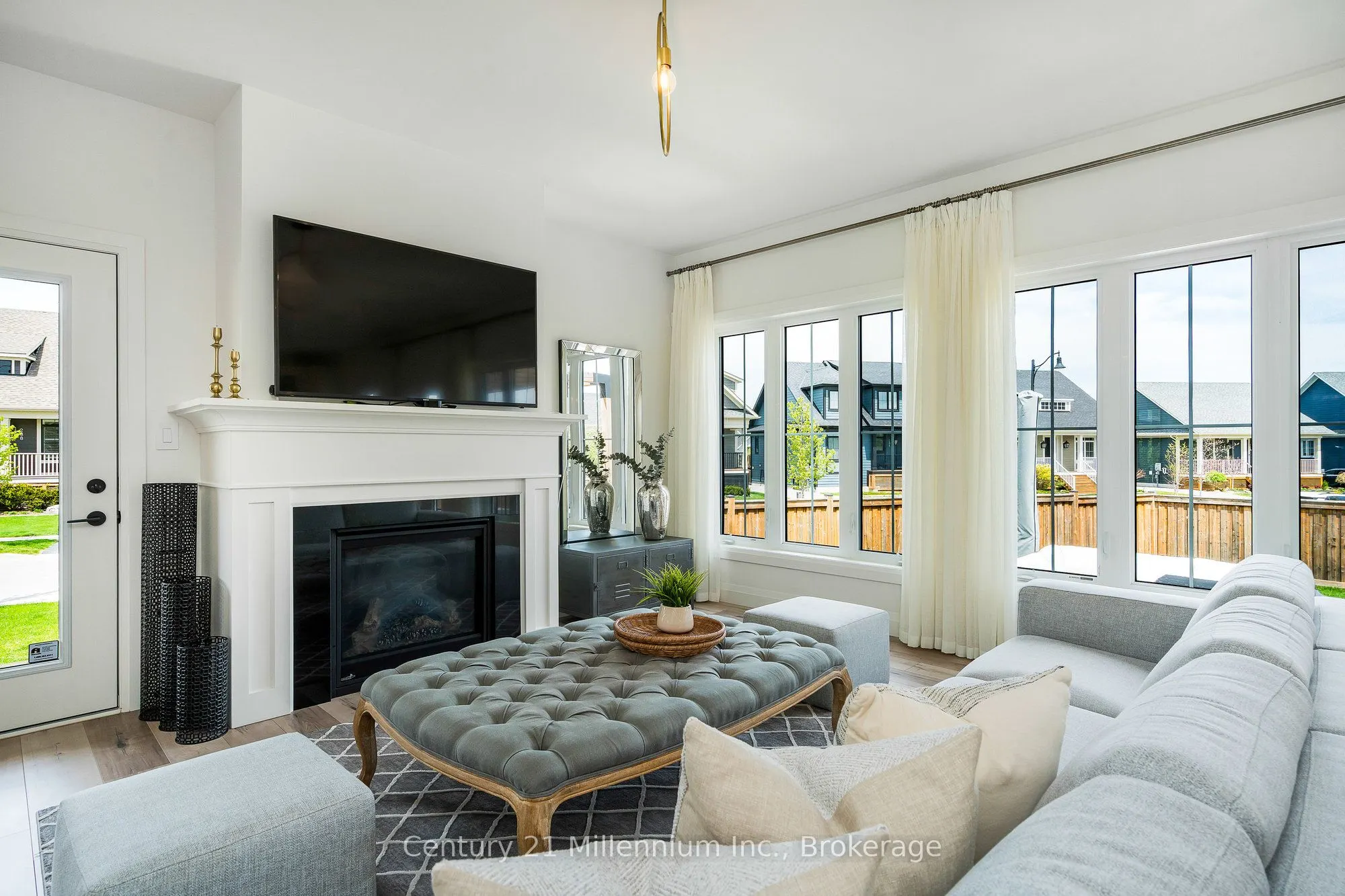 225 Yellow Birch Crescent