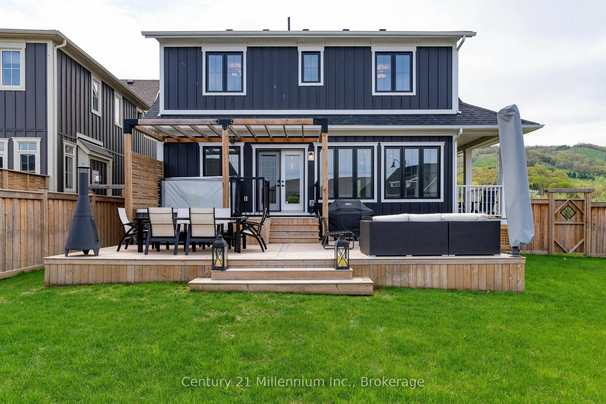 225 Yellow Birch Crescent
