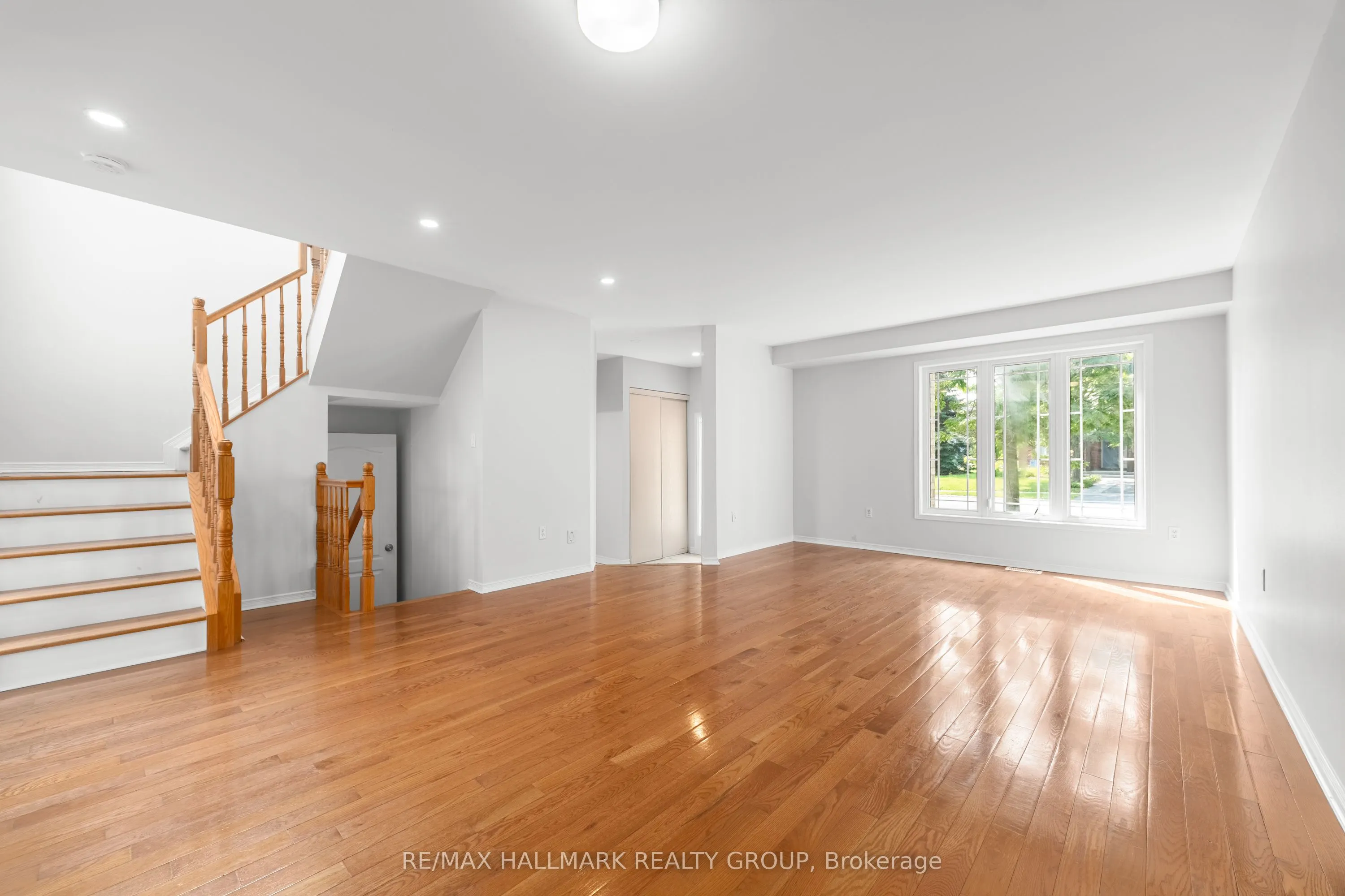 1146 Halton Terrace