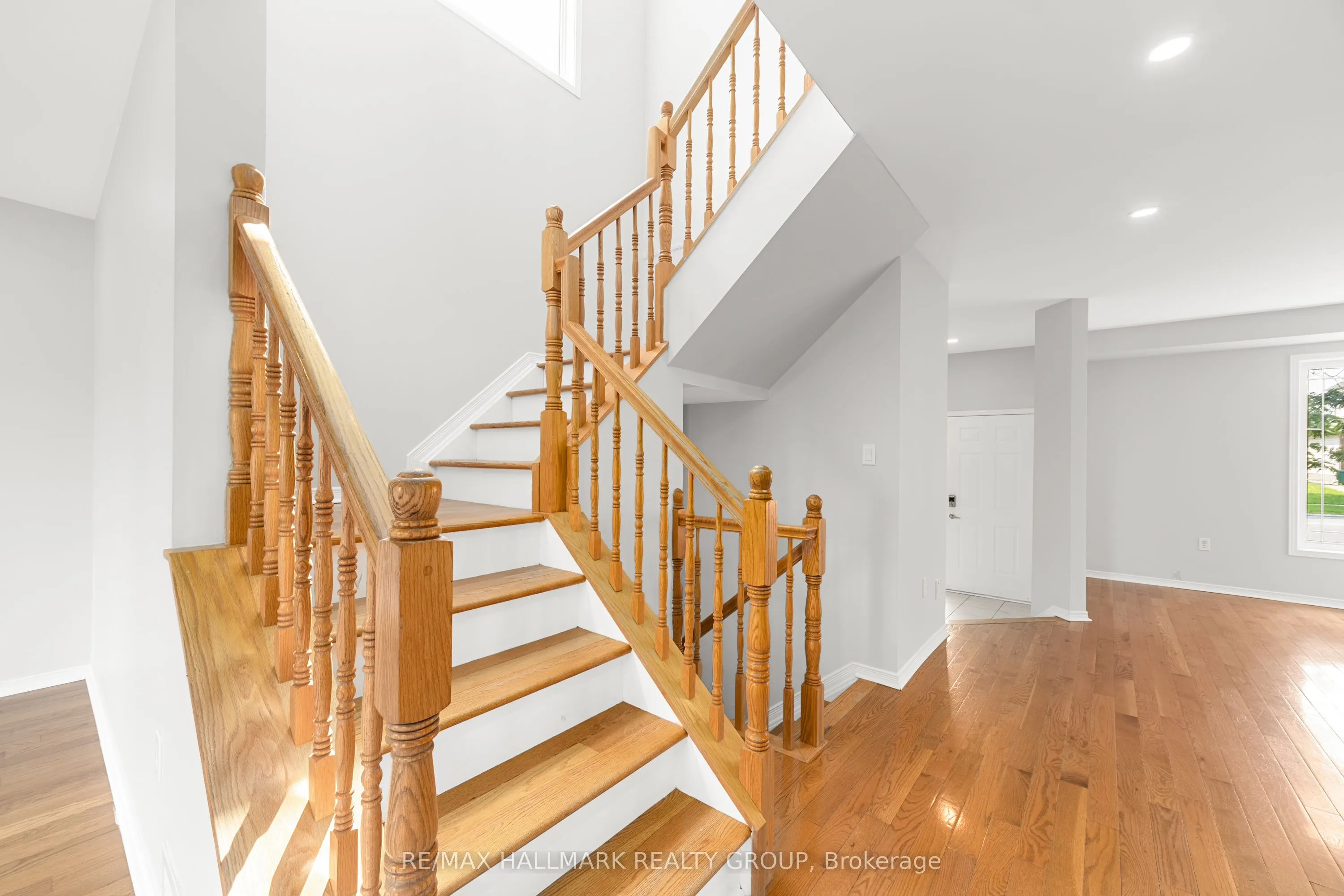 1146 Halton Terrace