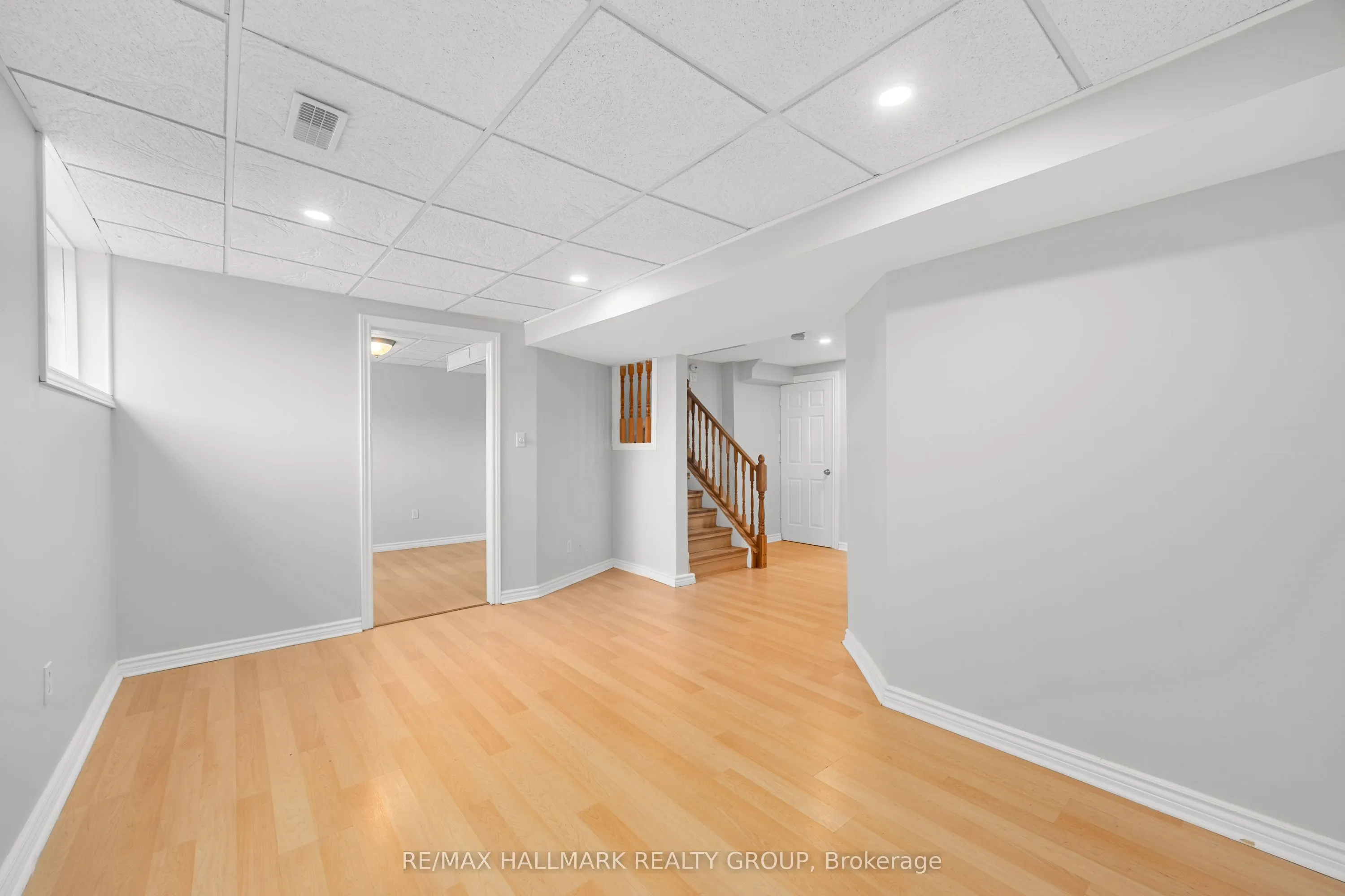1146 Halton Terrace