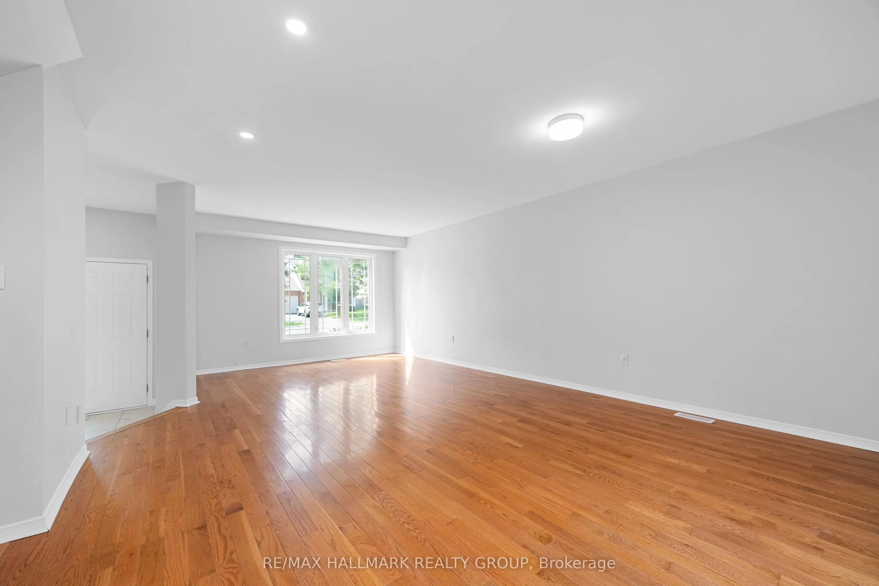 1146 Halton Terrace