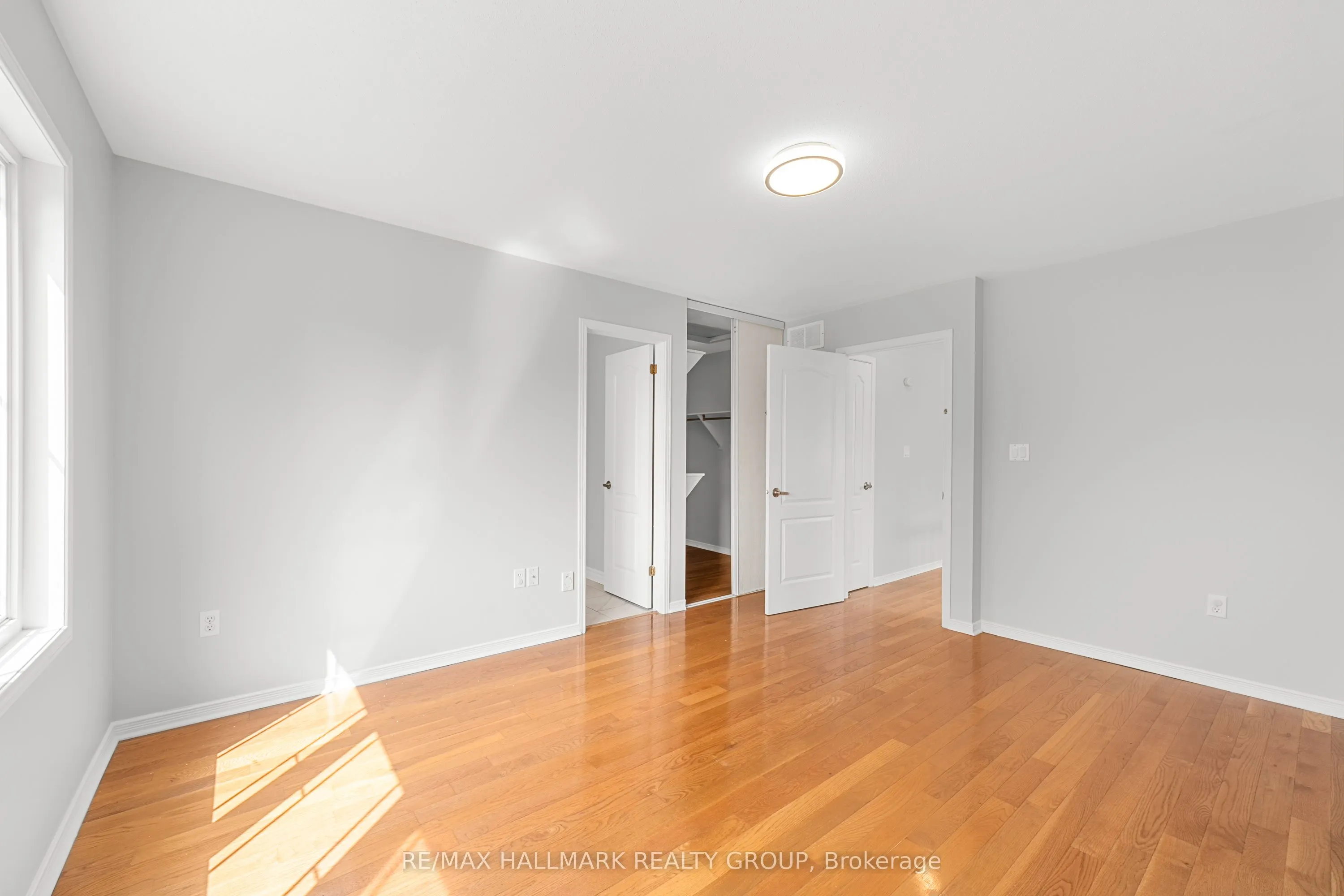 1146 Halton Terrace