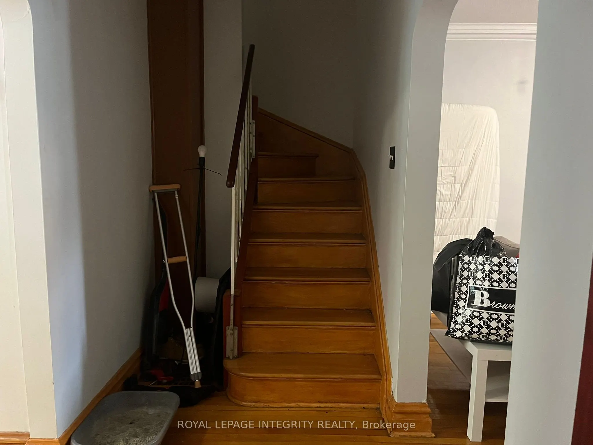 452-454 Sunnyside Avenue